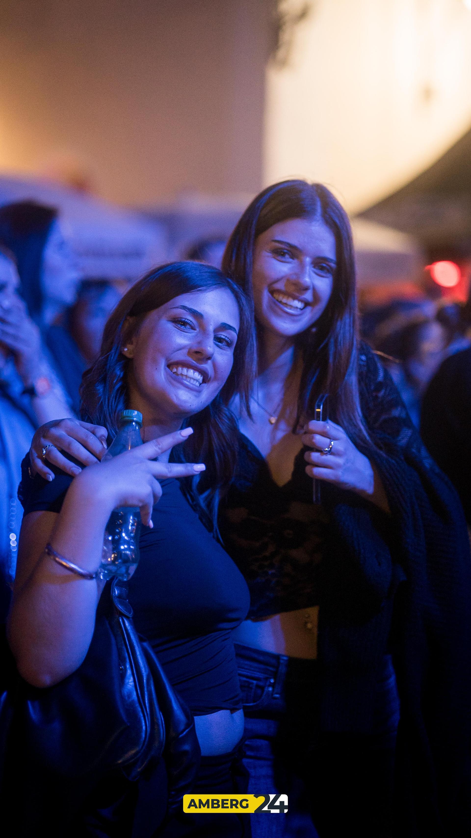 Das sind die Bilder vom Freitagabend vom 2025er-Altstadtfest in Sulzbach-Rosenberg. (Bild: Mario Donhauser)