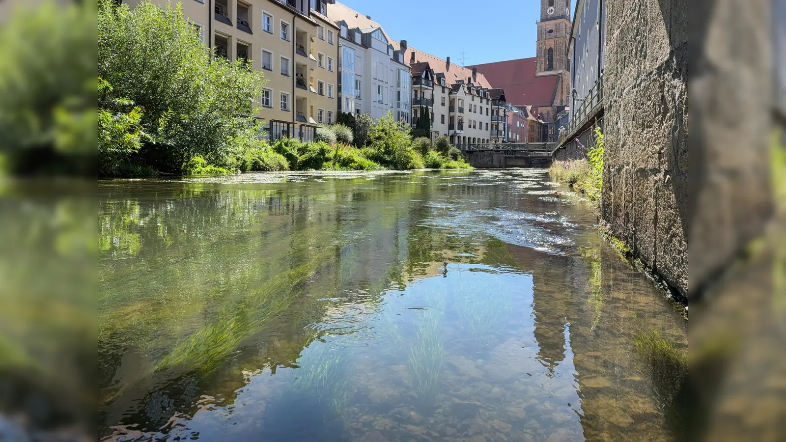 Hier mit Bestie und Spaßgetränk. Ein Traum. (Bild: Petra Hartl)
