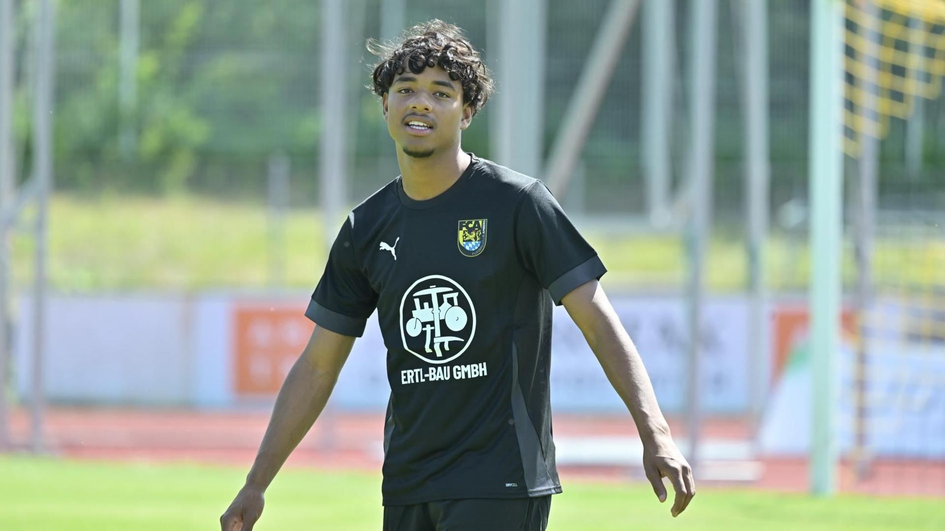 Michel Silva Pereira ist einer von drei Neuzugängen, die die DJK Ammerthal am Donnerstag bekanntgab. Pereira wechselt vom FC Amberg zur DJK Ammerthal. (Bild: Hubert Ziegler)