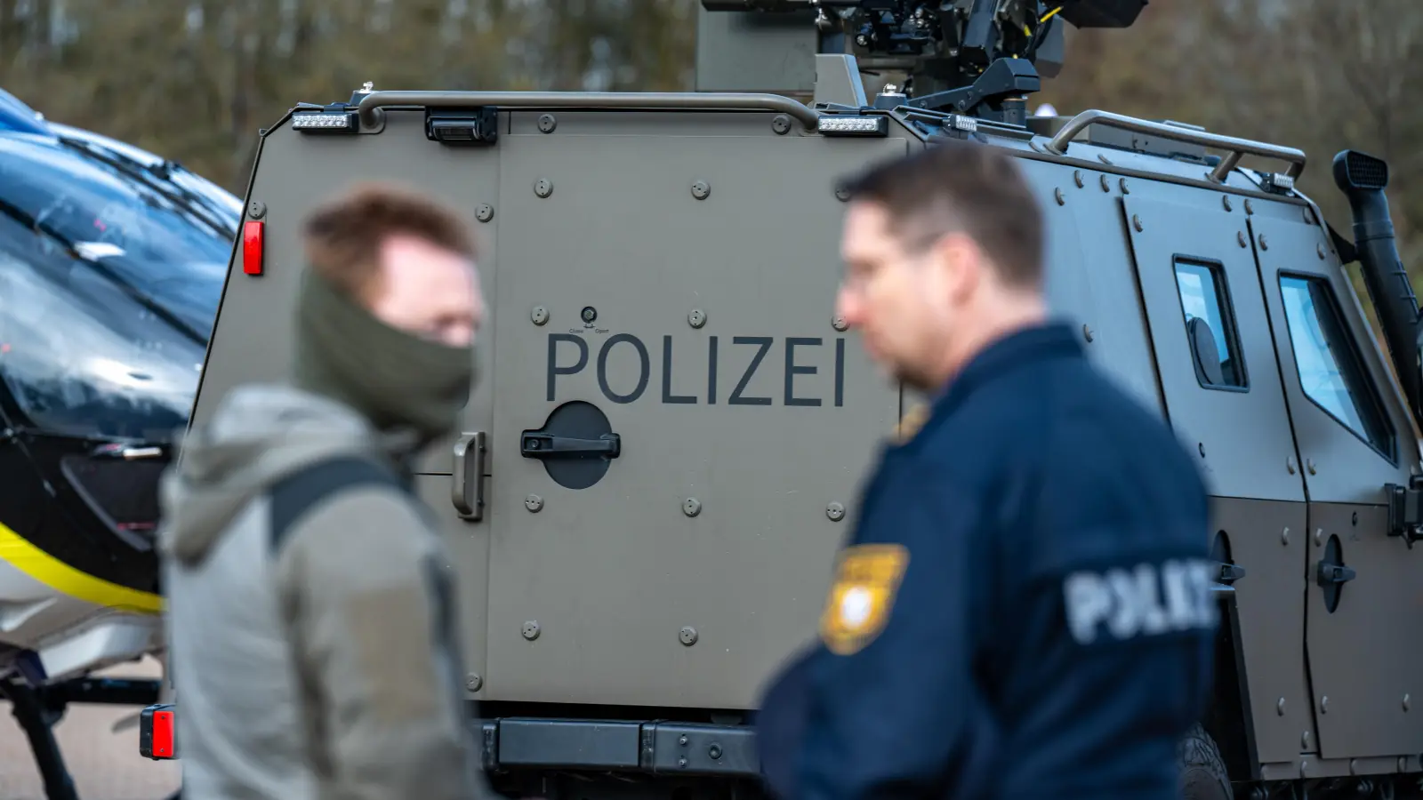Am 9. Oktober findet in der VII. Bereitschaftspolizeiabteilung in Sulzbach-Rosenberg die Antiterrorübung „Road TEX 2025“ statt.  (Symbolbild: Armin Weigel)