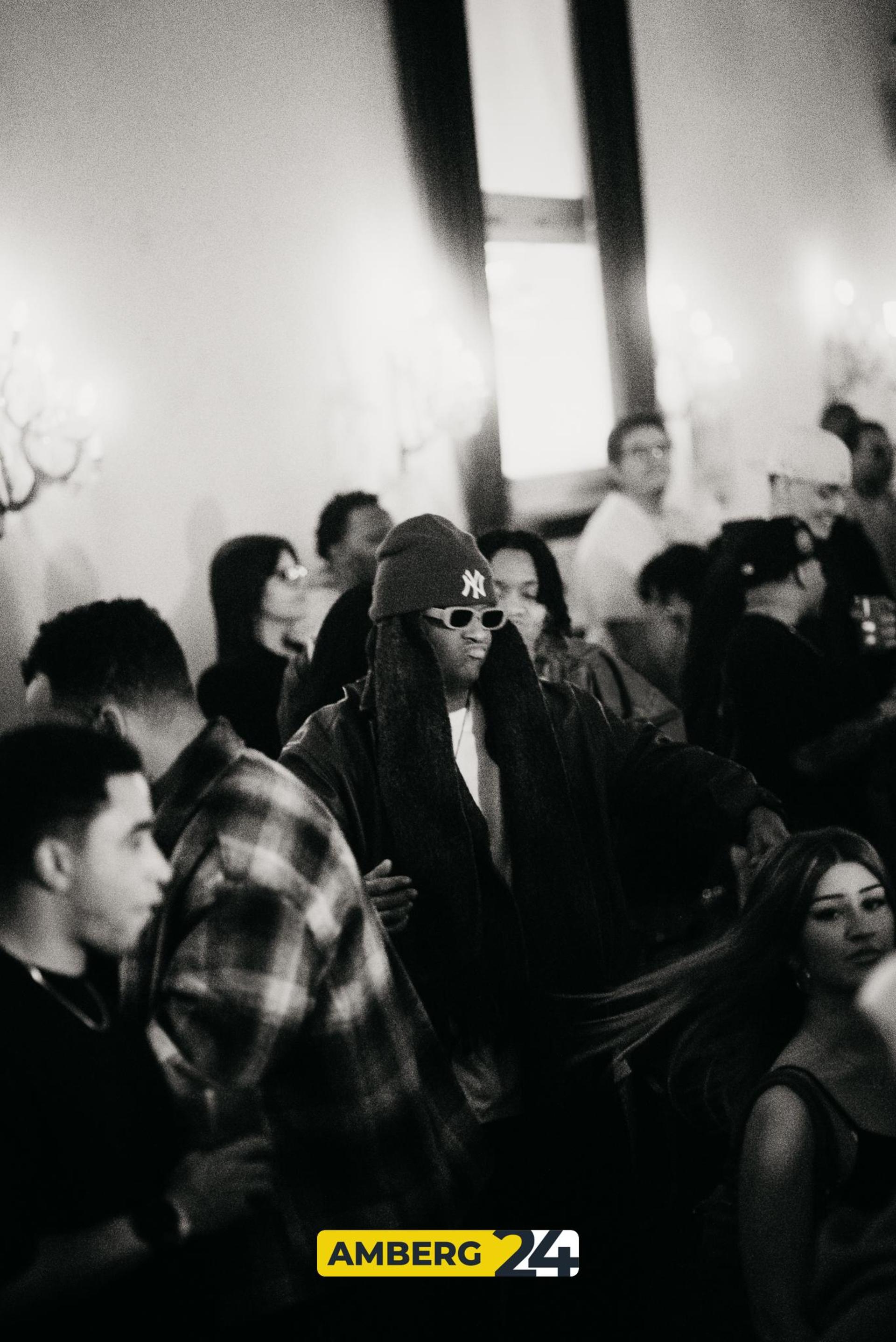 Models and Bottles im Casino in Amberg. (Bild: Mario Donhauser)