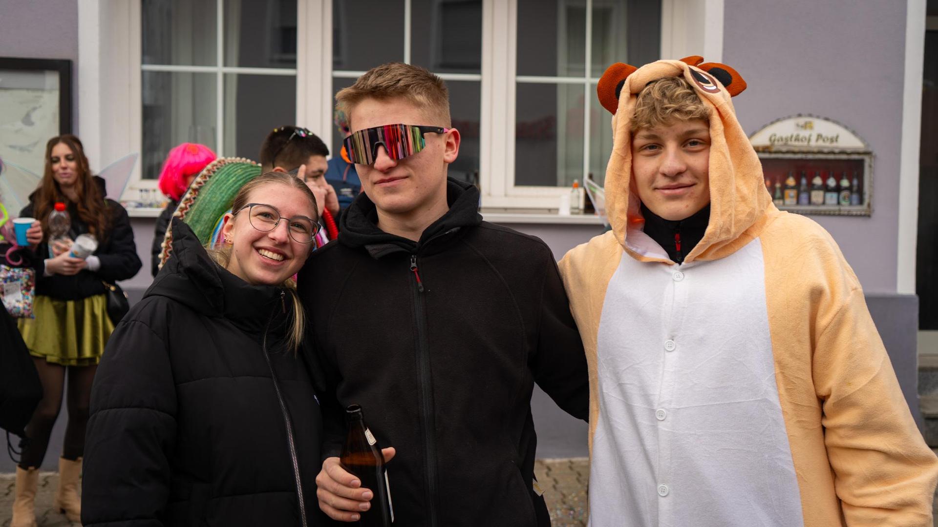 In Hahnbach ging es am Sonntag vor, während und vor allem nach dem Faschingszug richtig ab. (Bild: knz)