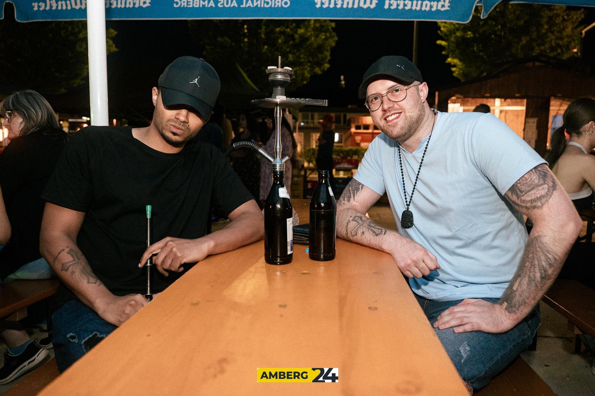 Auf dem Multifunktionsplatz war am Altstadtfest-Samstagabend Party mit DJ Juize angesagt. (Bild: David Mueller)