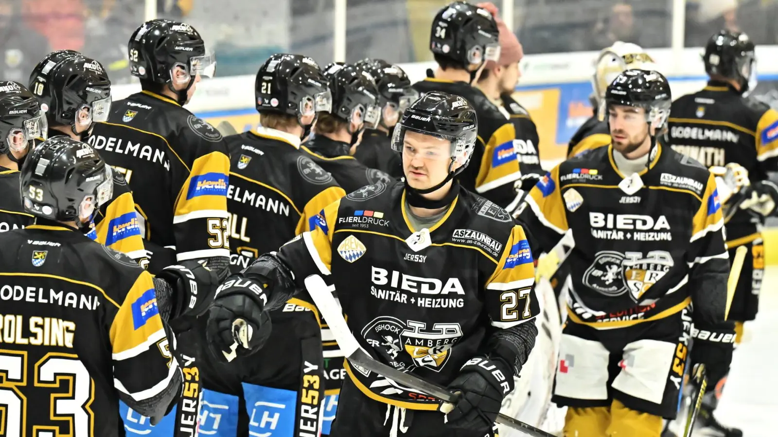 Der ERSC Amberg legte einen perfekten Start in die Abstiegsrunde der Eishockey-Bayernliga hin. (Bild: Hubert Ziegler)