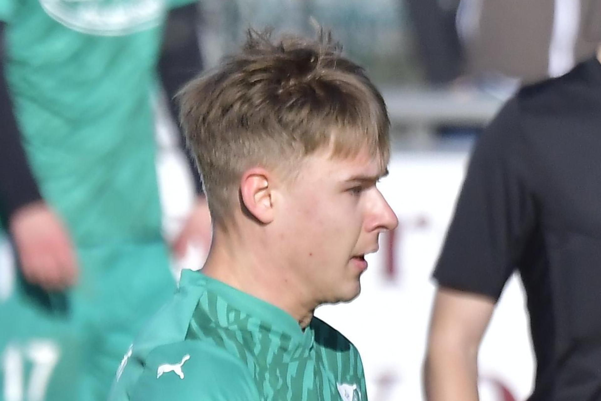 Simon Pirner (links) wechselt sich auf den letzten Drücker vom 1. FC Schlicht zur DJK Ammerthal. (Archivbild: Hubert Ziegler)