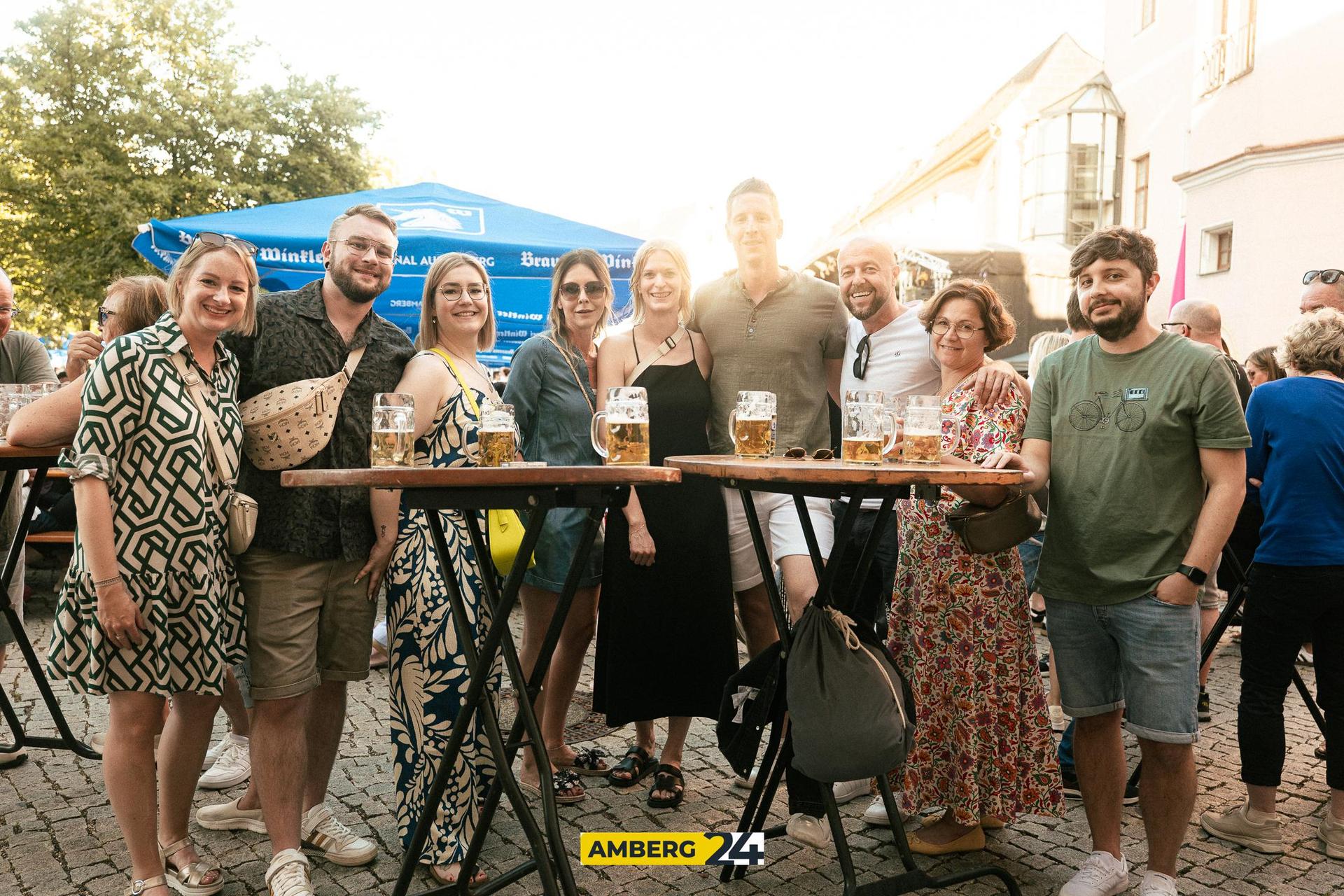 Einen ganz eigenen Vibe gab&#39;s auf dem Altstadtfest im Innenhof des Landratsamts! (Bild: David Mueller)