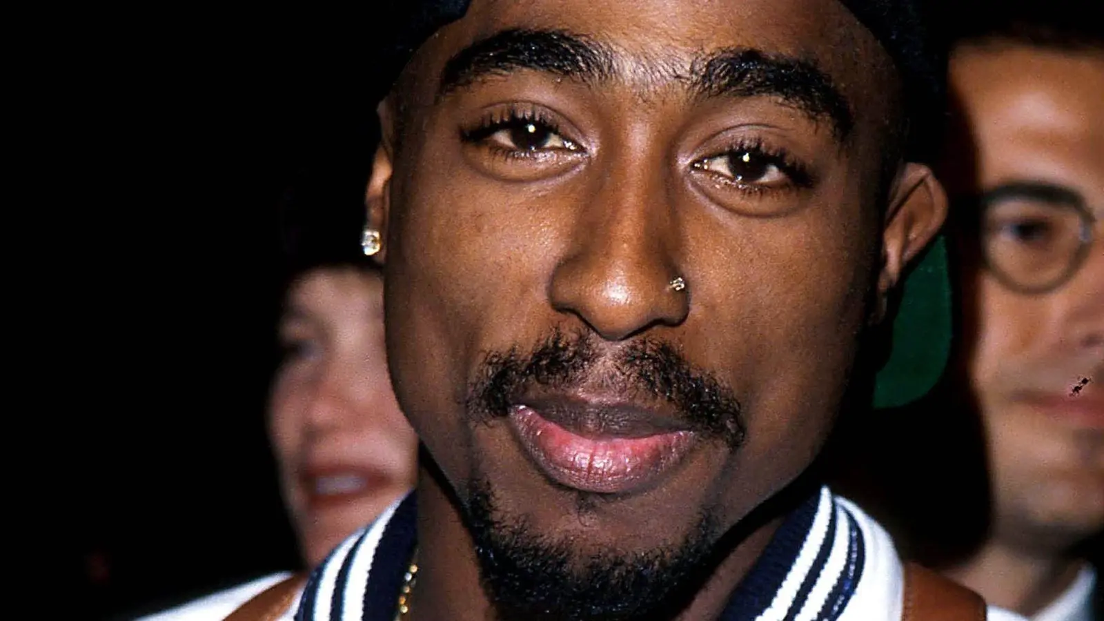 Tupac Shakur war 1996 in einem Auto in Las Vegas angeschossen worden und starb sechs Tage später im Krankenhaus. (Archivbild) (Bild: Tom Rodriguez/Globe Photos via ZUMA Wire/dpa)