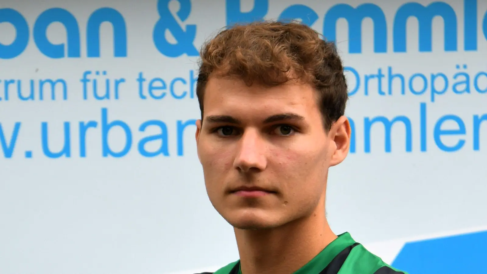 Jannik Schmutzer wechselt zum 1. FC Schlicht. (Archivbild: Dagmar Nachtigall)