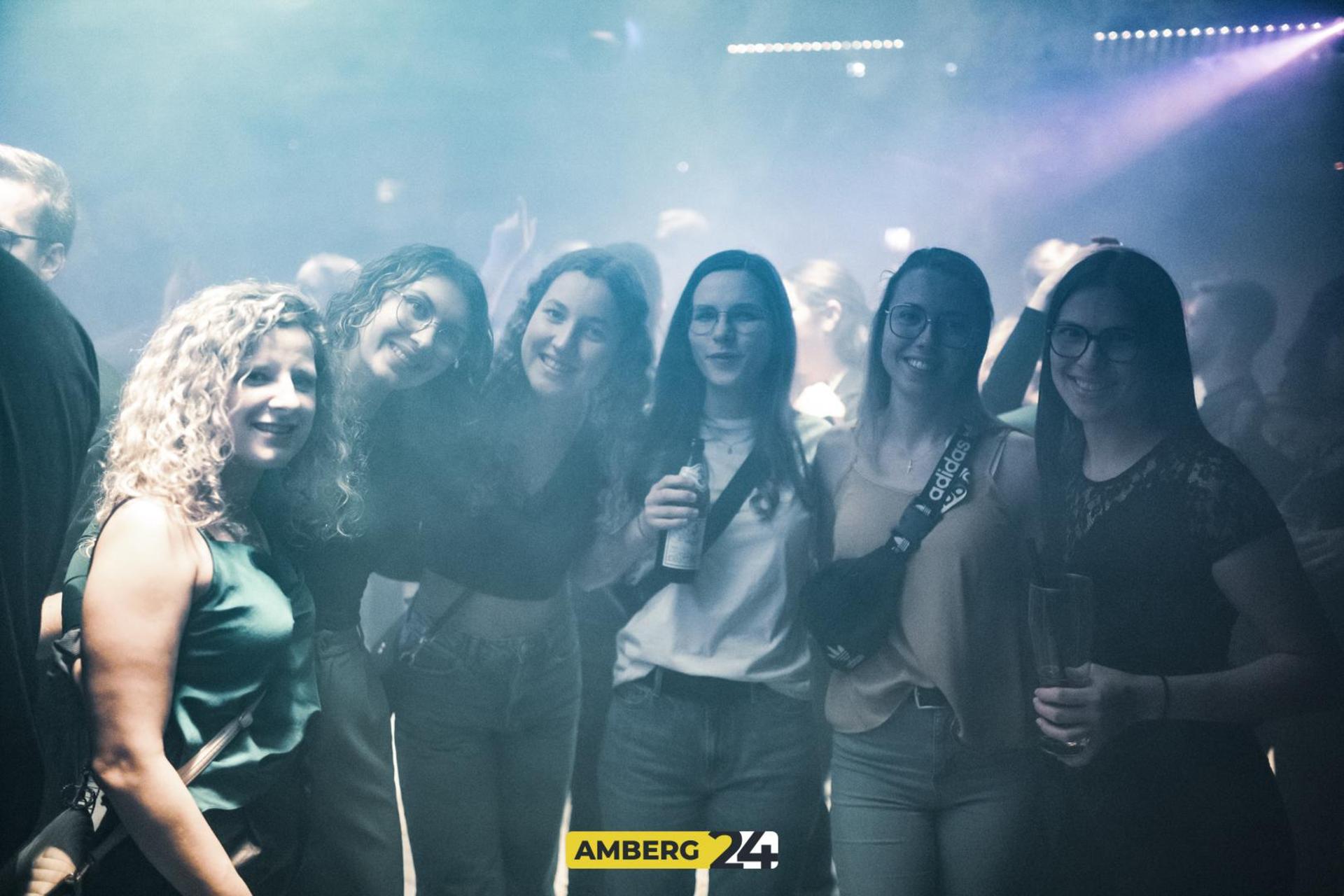 Party am 1. Weihnachtsfeiertag im Happy Rock.  (Bild: Martin Sponsel)