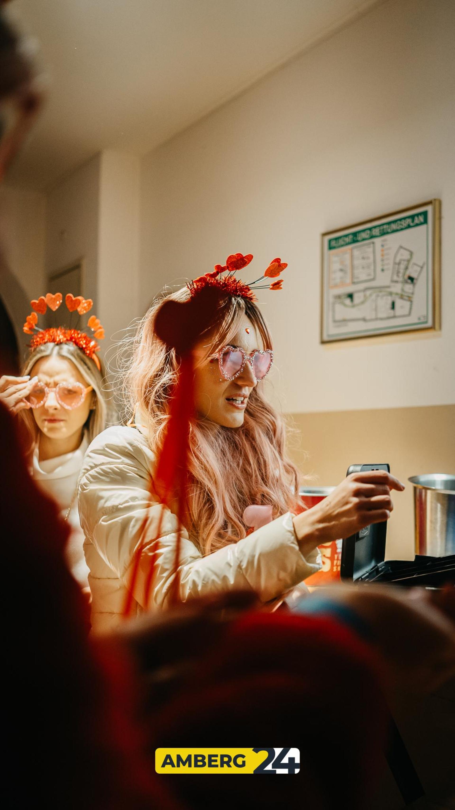 Beim Winkler hatte die Feier der Amberger Hexennacht ihren ganz besonderen Touch. (Bild: Mario Donhauser)