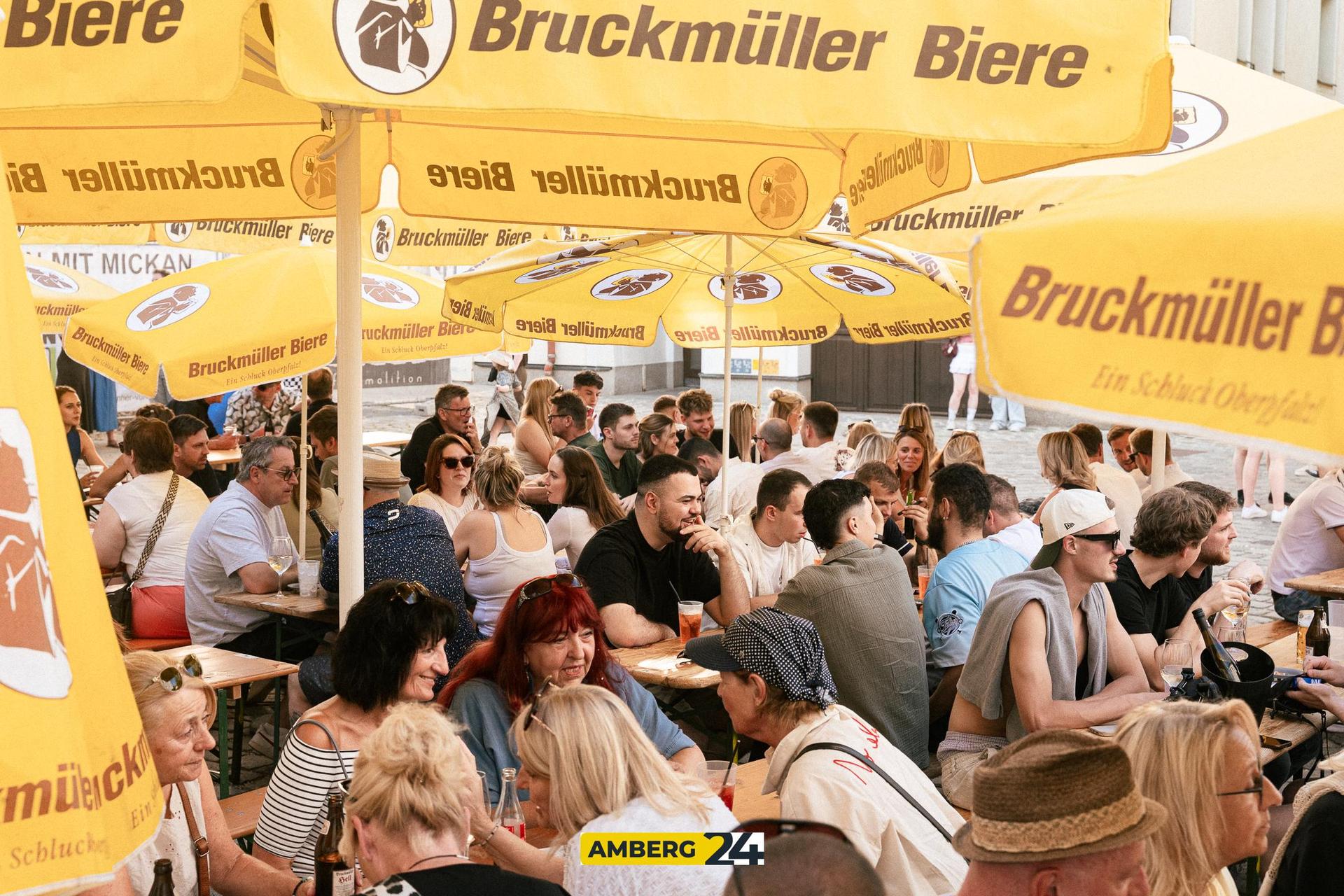 Eichenforstplatz goes EDM. Das war auf dem Altstadtfest geboten! (Bild: David Mueller)