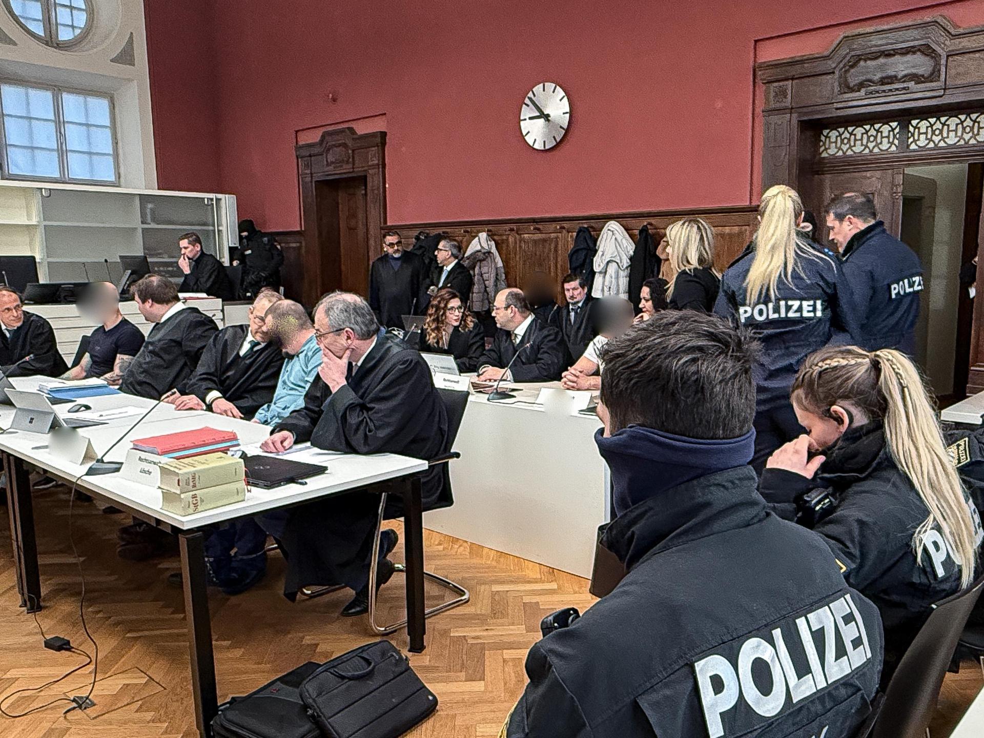 Der Prozess gegen eine mutmaßliche Drogenbande geht weiter. Aktuell werden Telefongespräche akribisch übersetzt.  (Archivbild: Stephan Huber)