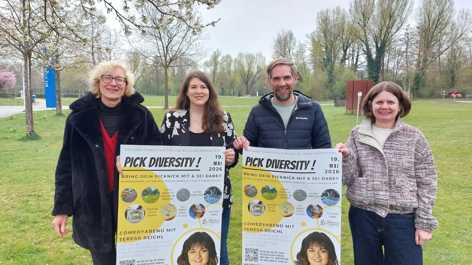 Am 19. Mai feiert die Stadt Amberg wieder den Diversity-Tag. Im Bild von links: Bettina Hahn (Geschäftsführerin Evangelisches Bildungswerk Oberpfalz), Nadine Gräml (Gleichstellungsbeauftragte Stadt Amberg), Michael Fritz (künftiger Oberbürgermeister der Stadt Amberg) und Katrin Bäumler (Partnerschaft für Demokratie Amberg). (Bild: Lucy Lumley)