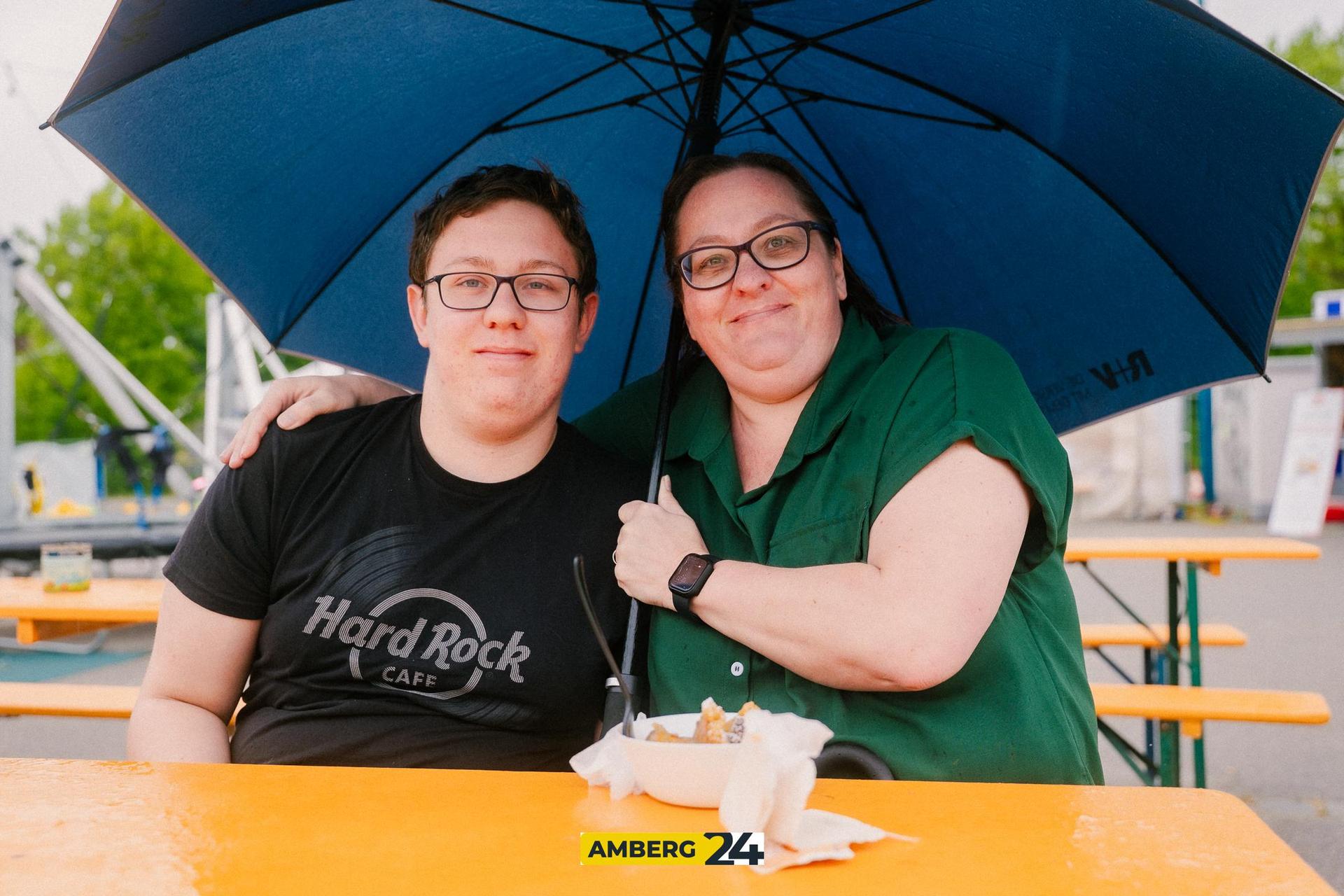 Auch am Samstag was viel los auf dem Foodtruck-Festival in Amberg. (Bild: David Mueller)