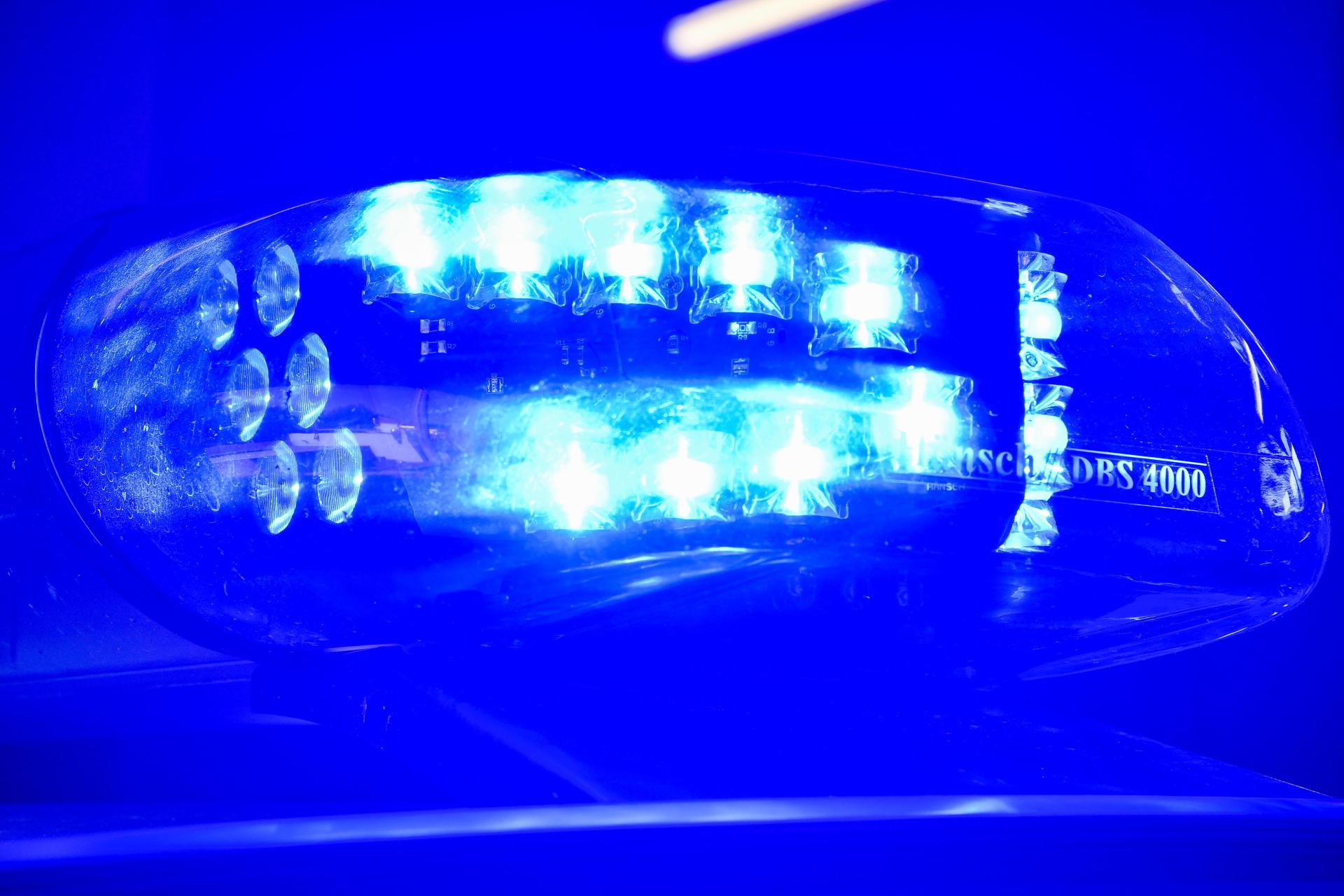 In Kümmersbruck hat ein 17-Jähriger versucht, mit seinem Moped vor der Polizei zu flüchten. (Symbolbild: Petra Hartl)