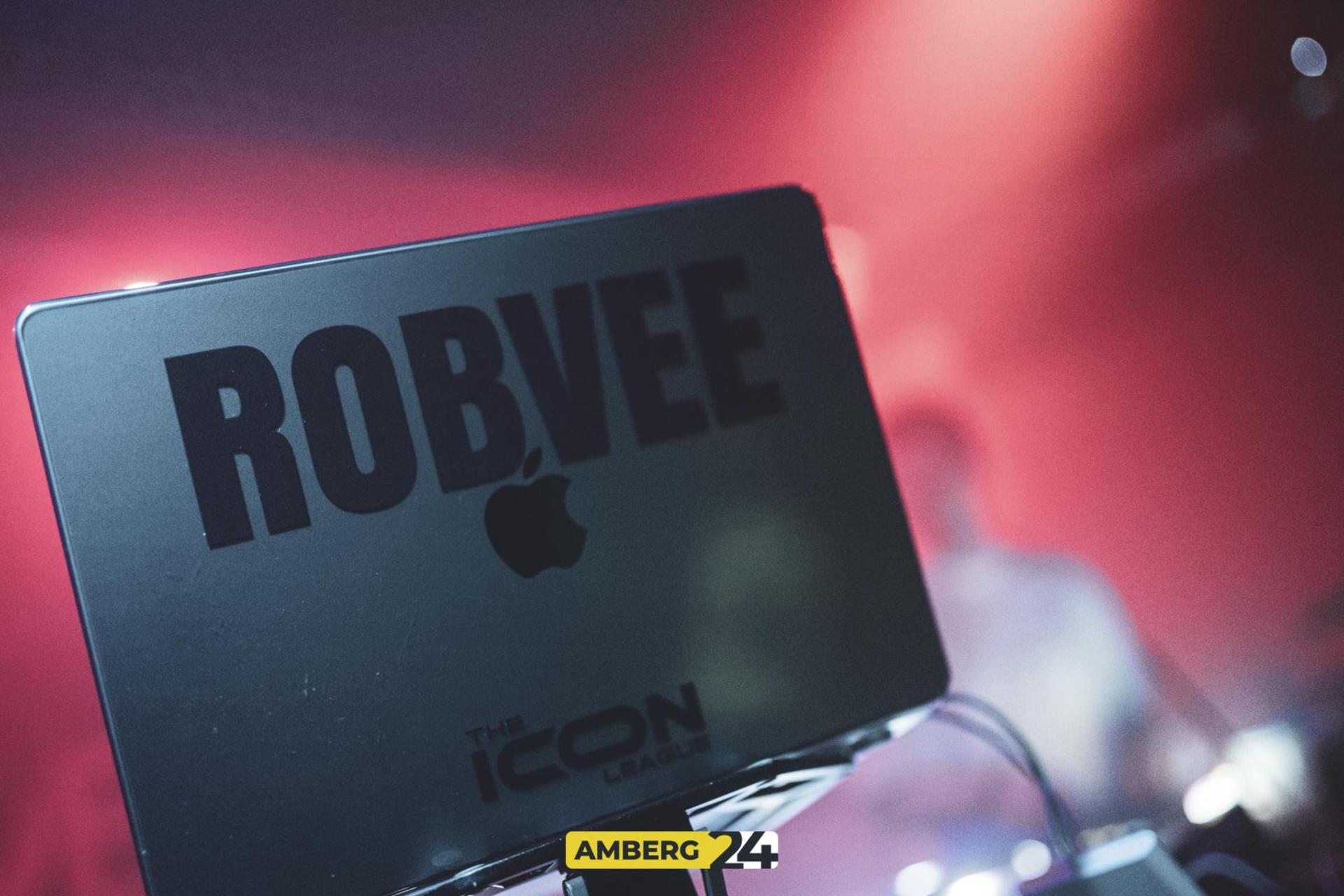 Kinkerlitzchen im Happy Rock. Das sind die Bilder. (Bild: Martin Sponsel)