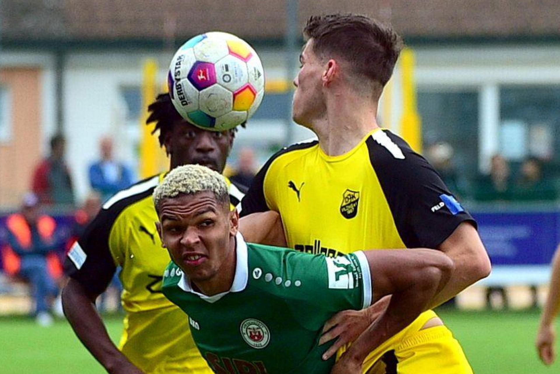 Kevin Mutove wechselt vom VfB Eichstätt zu Borussia Dortmund II.<br><br> (Bild: Dirk Meier)