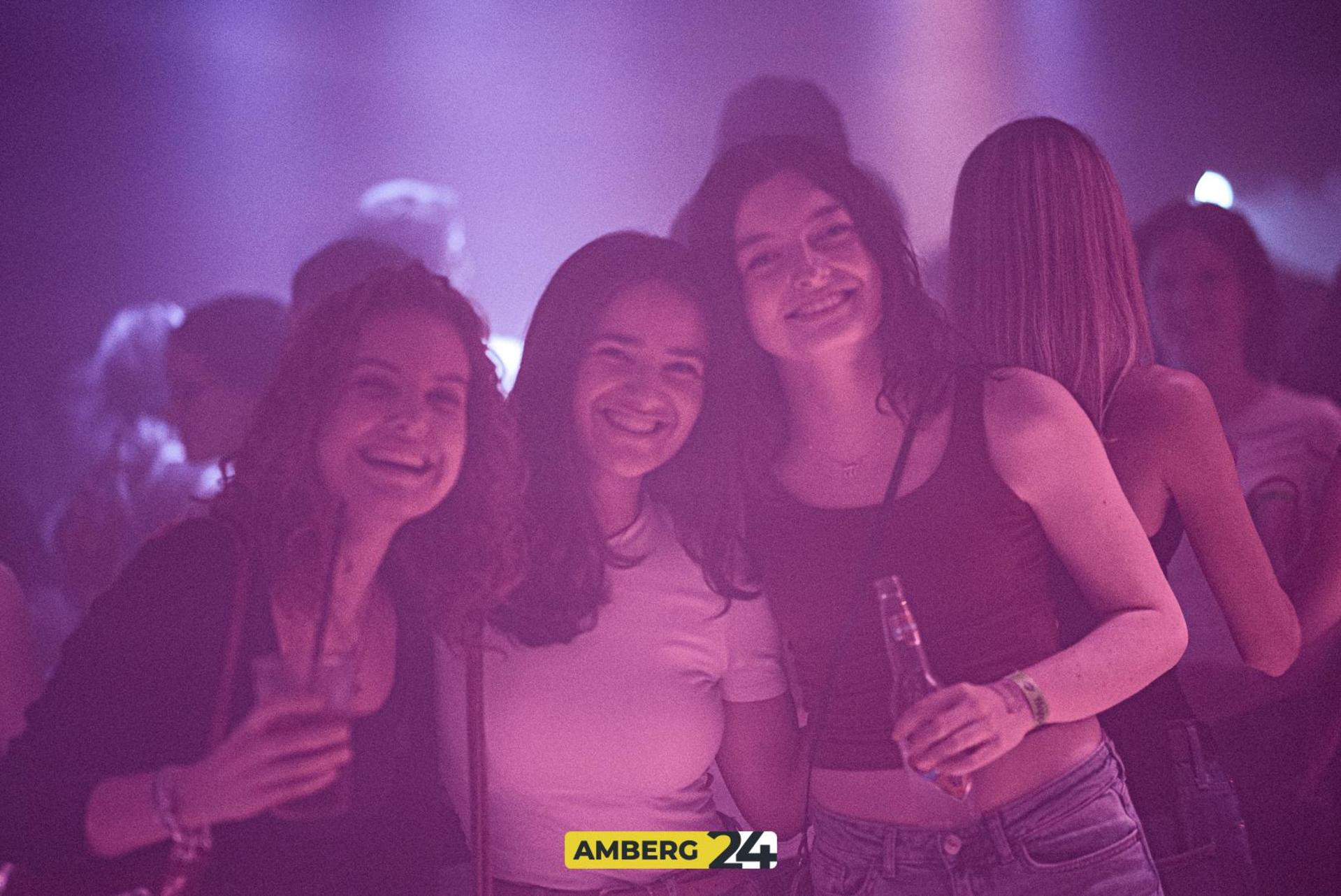 Kinkerlitzchen im Happy Rock. Das sind die Bilder. (Bild: Martin Sponsel)