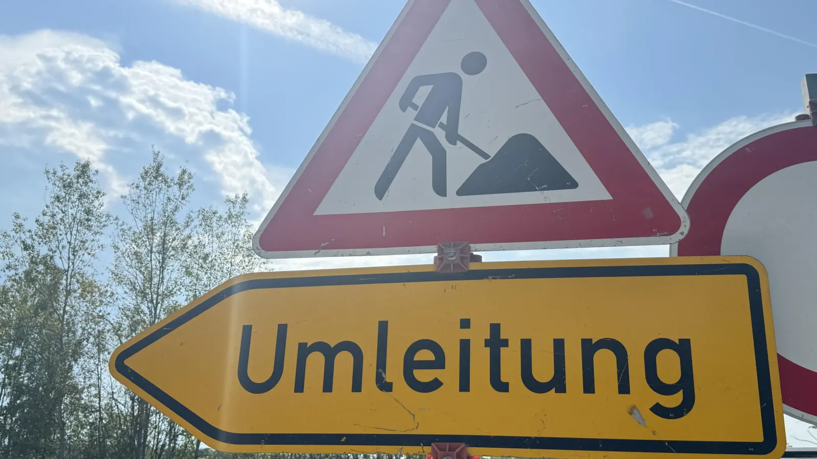 Die Vollmarstraße in Sulzbach-Rosenberg ist bis zum 7. Oktober gesperrt.  (Symbolbild: Heike Unger)