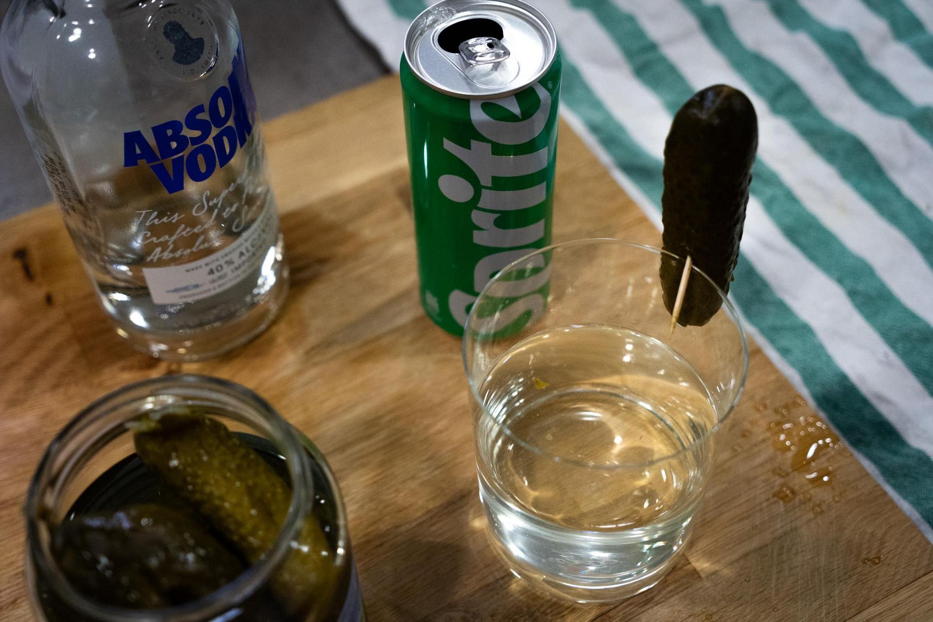 Gestern war es ein bisschen viel? We got you. Mit dem Katerhelfer. (Bild: knz)