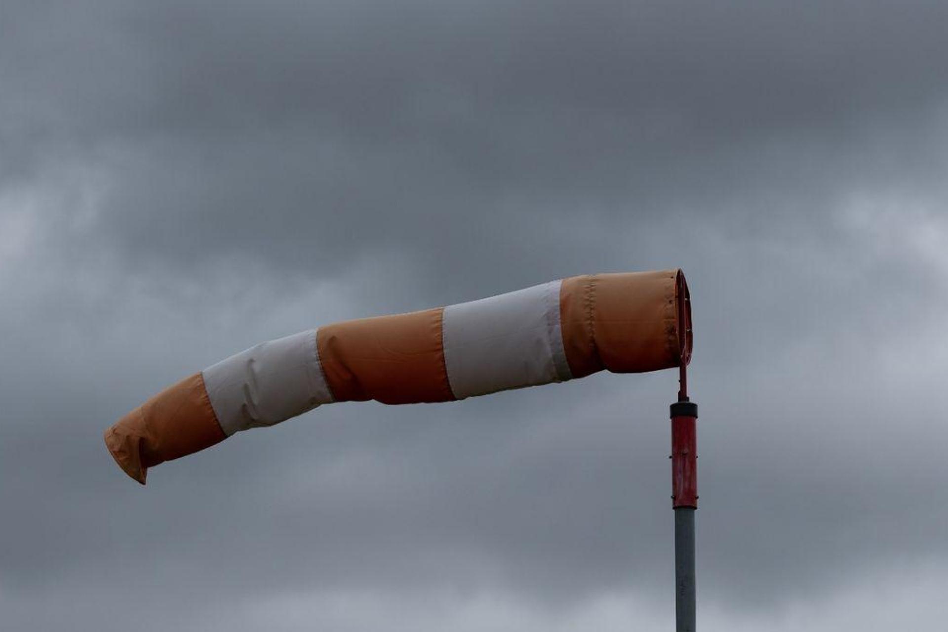 Am Mittwoch können in der Oberpfalz Sturmböen auftreten. (Symbolbild: Silas Stein/dpa)