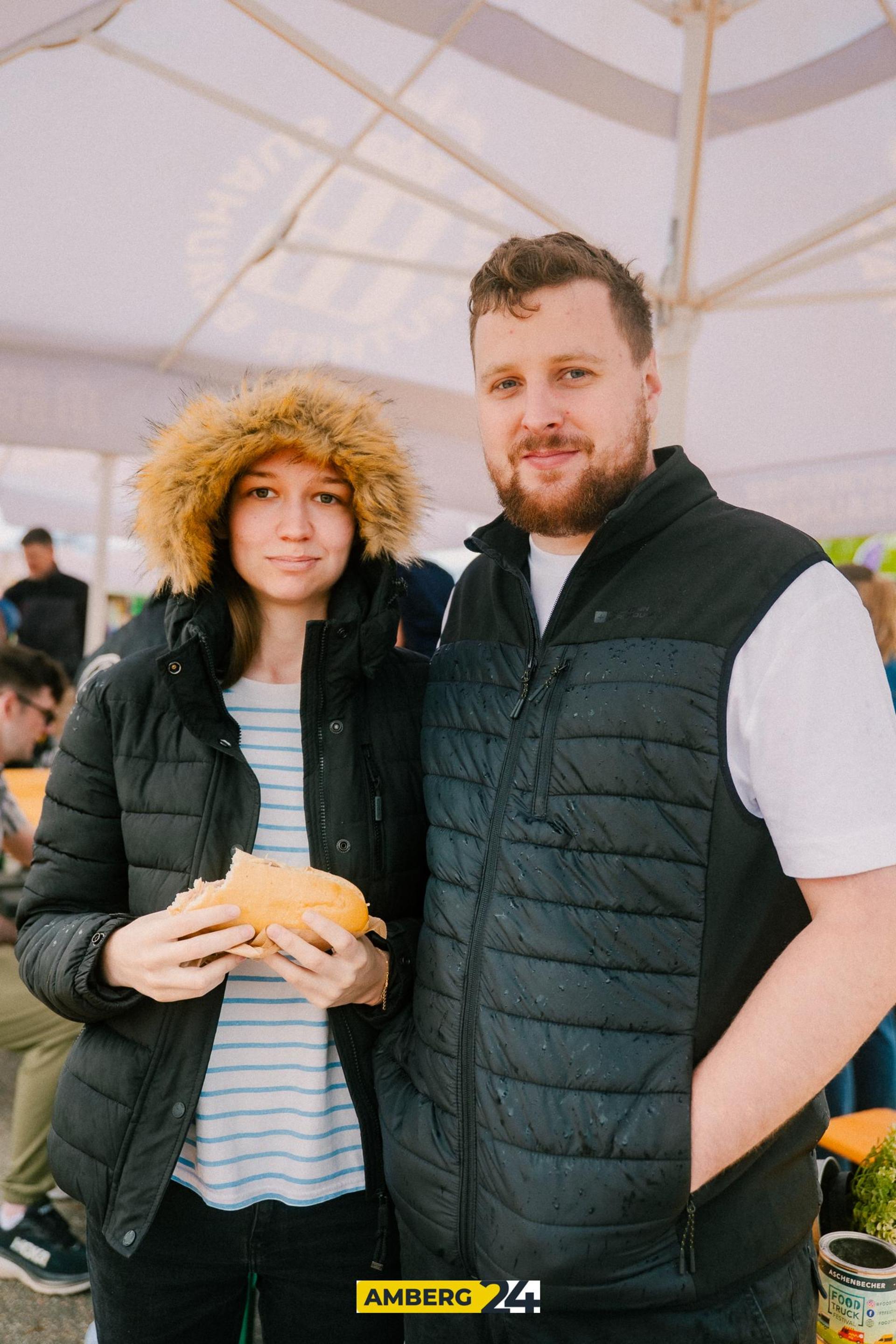 Auch am Samstag was viel los auf dem Foodtruck-Festival in Amberg. (Bild: David Mueller)