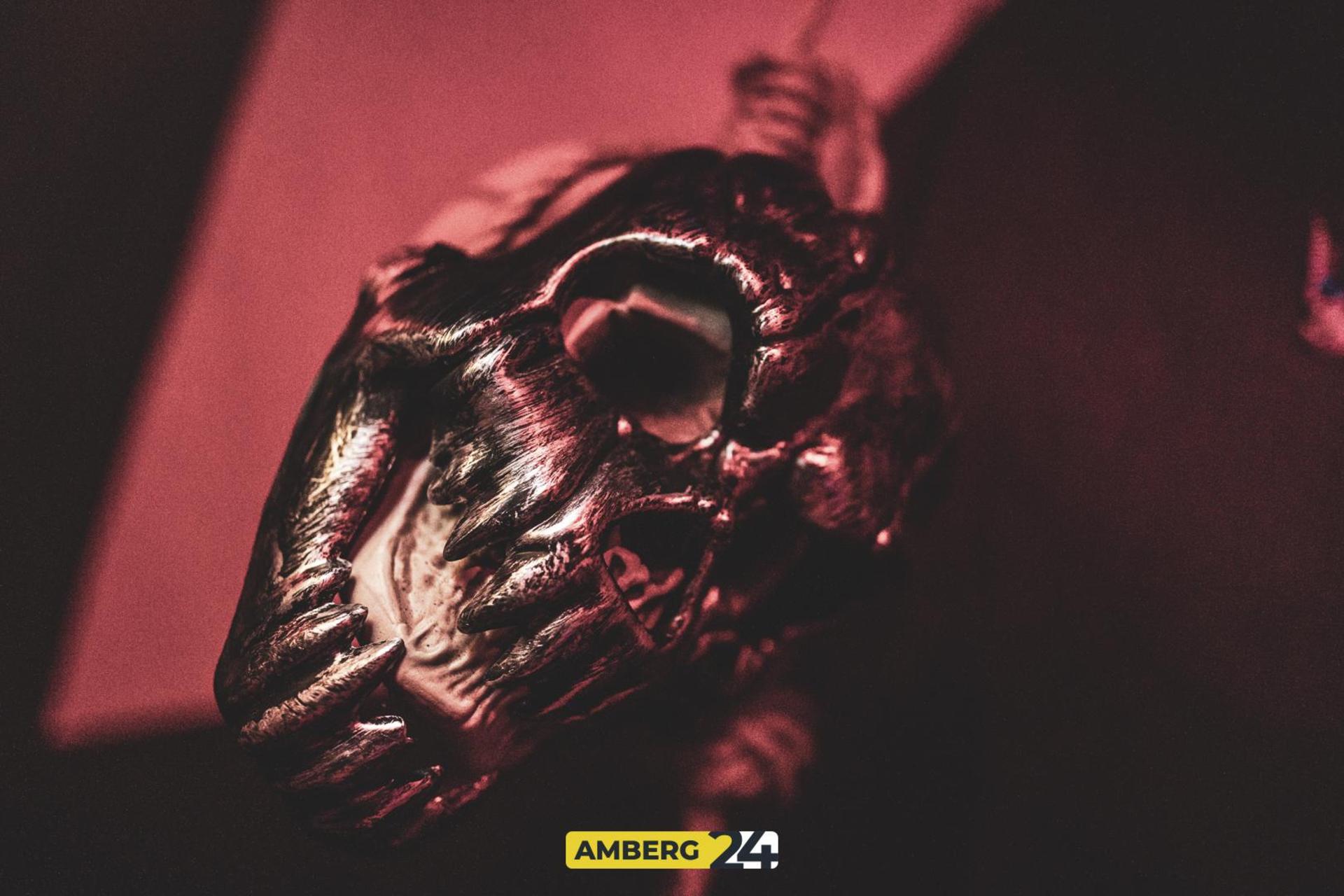 Saures auf die Ohren und eine spooky Atmo haben die Veranstalter der fetten Halloween-Party im Happy Rock versprochen. (Bild: Julia Bär)