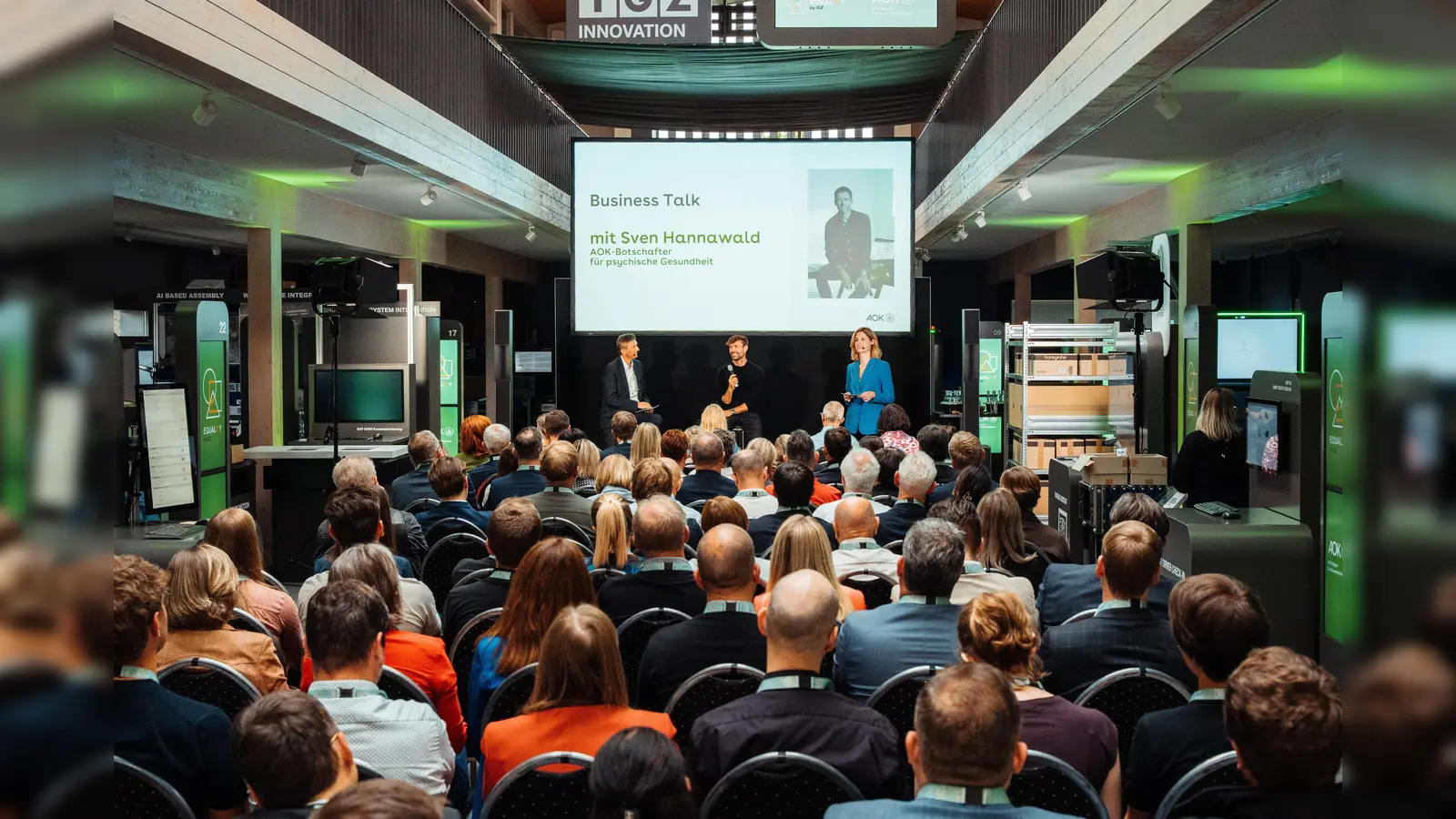 Starker Impuls für mehr mentale Gesundheit am Arbeitsplatz: Rund 100 Gäste diskutierten beim gemeinsamen Event von IGZ und AOK Bayern über Prävention, Offenheit und gesundheitsfördernde Arbeitsbedingungen. (Bild: IGZ Falkenberg)