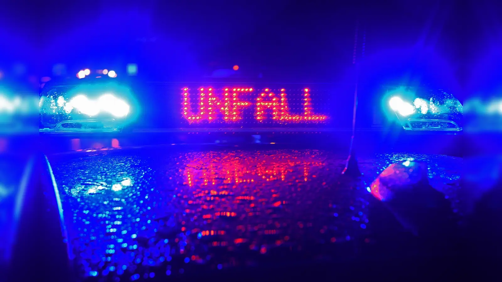 In Hahnbach ist es zu einem Unfall gekommen.  (Bild: Stefan Puchner)