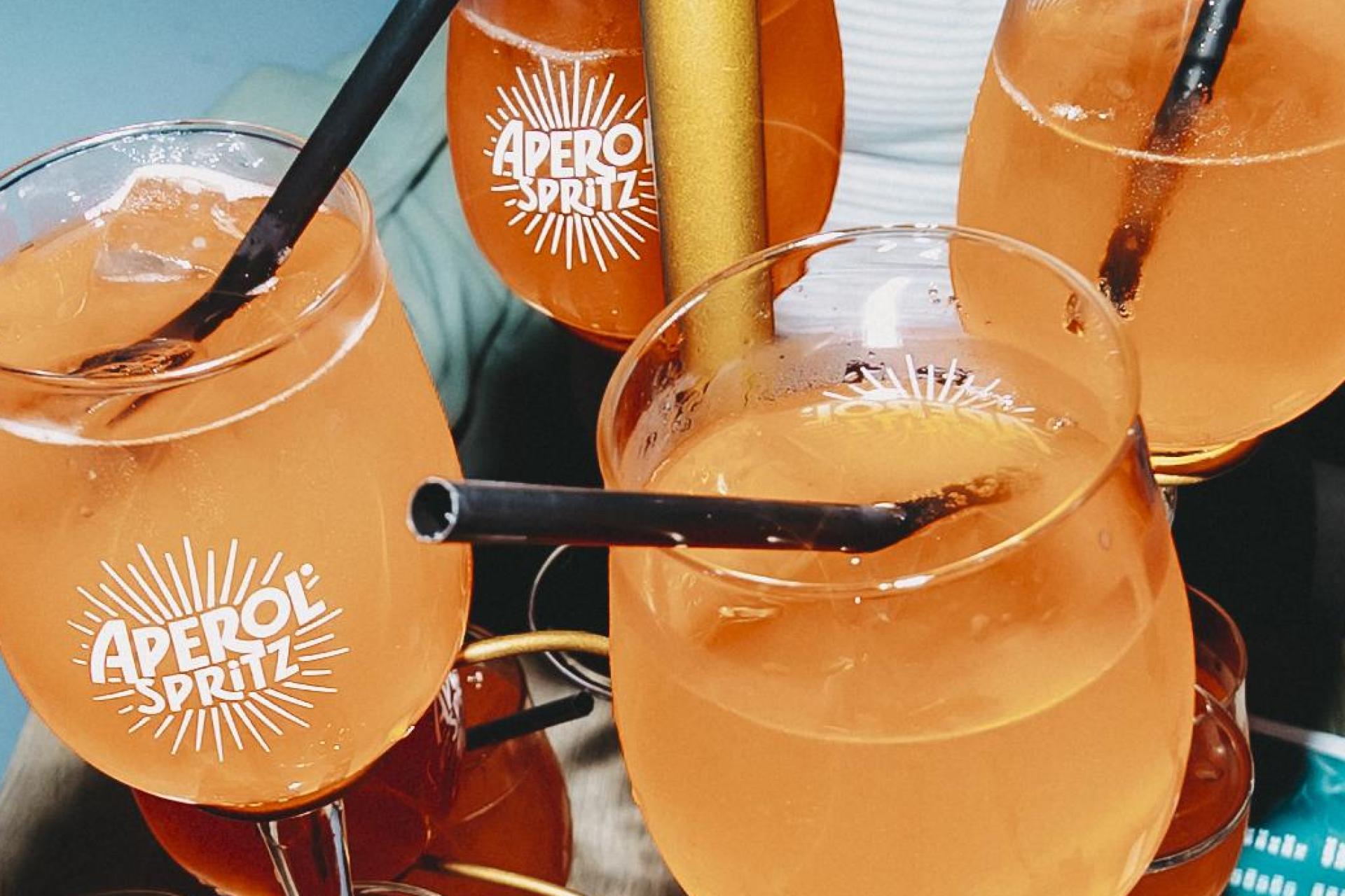 Hoch die Hände, Wochenende – am Wochenende wird euch in Amberg und in Sulzbach-Rosenberg wieder einiges geboten.  (Archivbild: Lolografie)