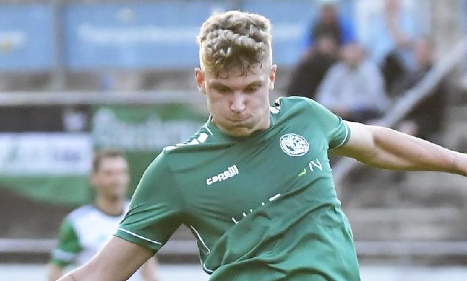 Hier noch im Trikot der DJK Gebenbach: Leon Brandl kickt künftig für den FC Amberg.  (Bild: Hubert Ziegler)