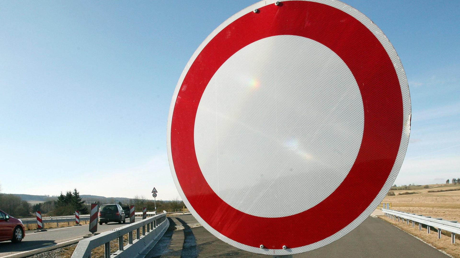 „Durchfahrt verboten” heißt es in Freudenberg zwischen 29. Juli und 2. August. (Symbolbild: Uwe Zucchi)