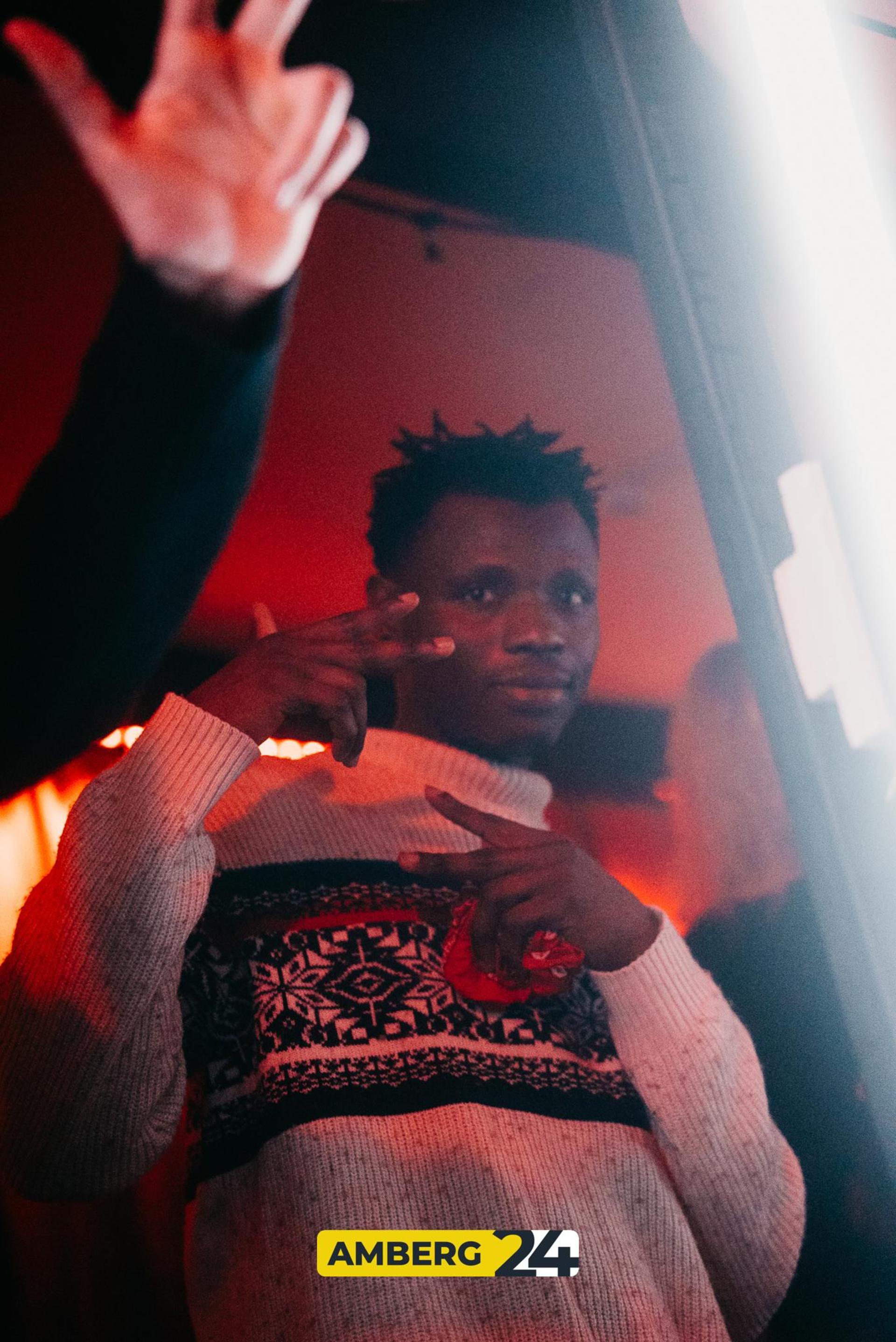 Im Casino-Saal war am Samstag die erste VIBES-Party des Jahres. (Bild: Mario Donhauser)