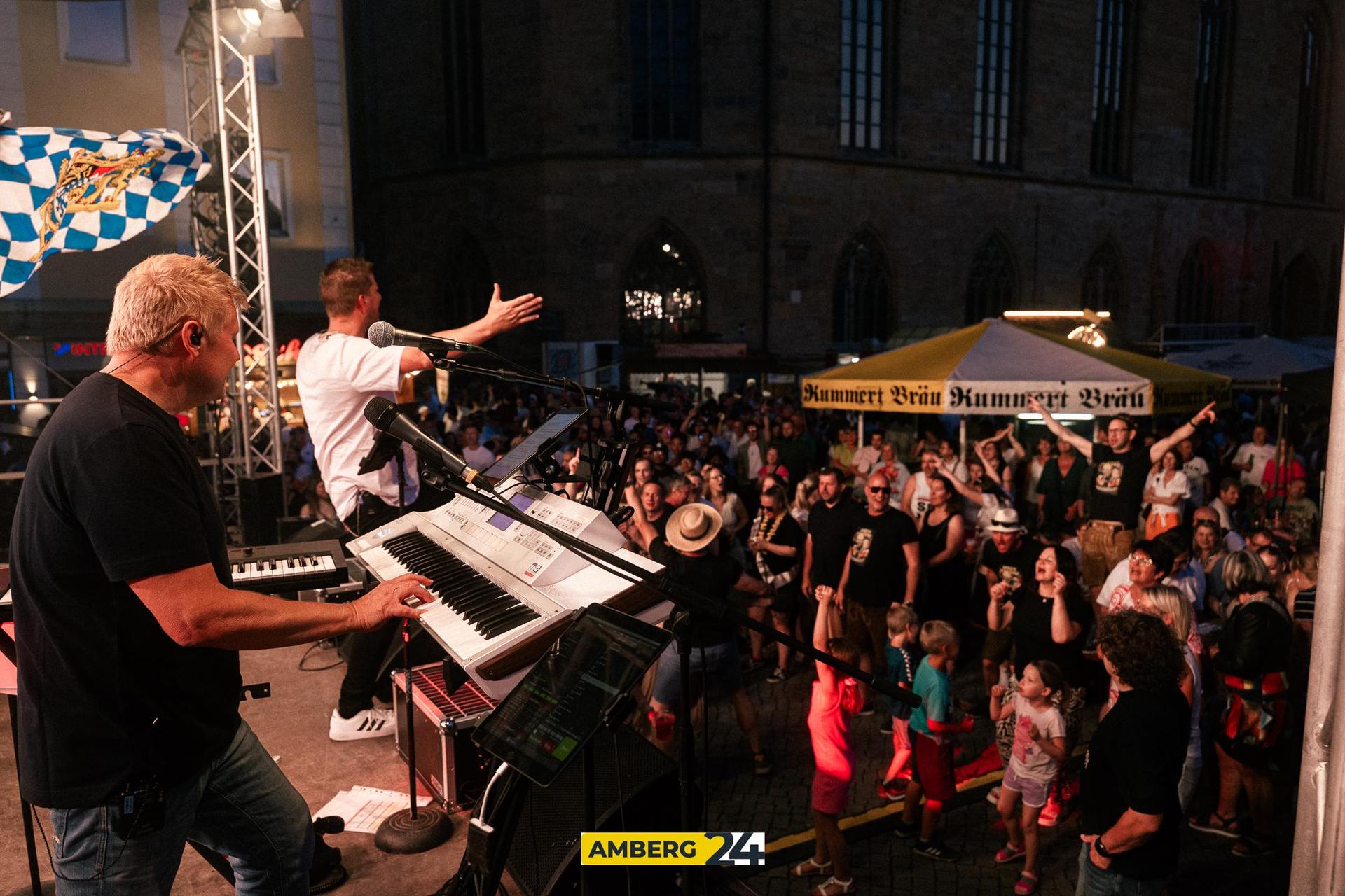 Das war auf dem Altstadtfest am Marktplatz los! (Bild: David Mueller)