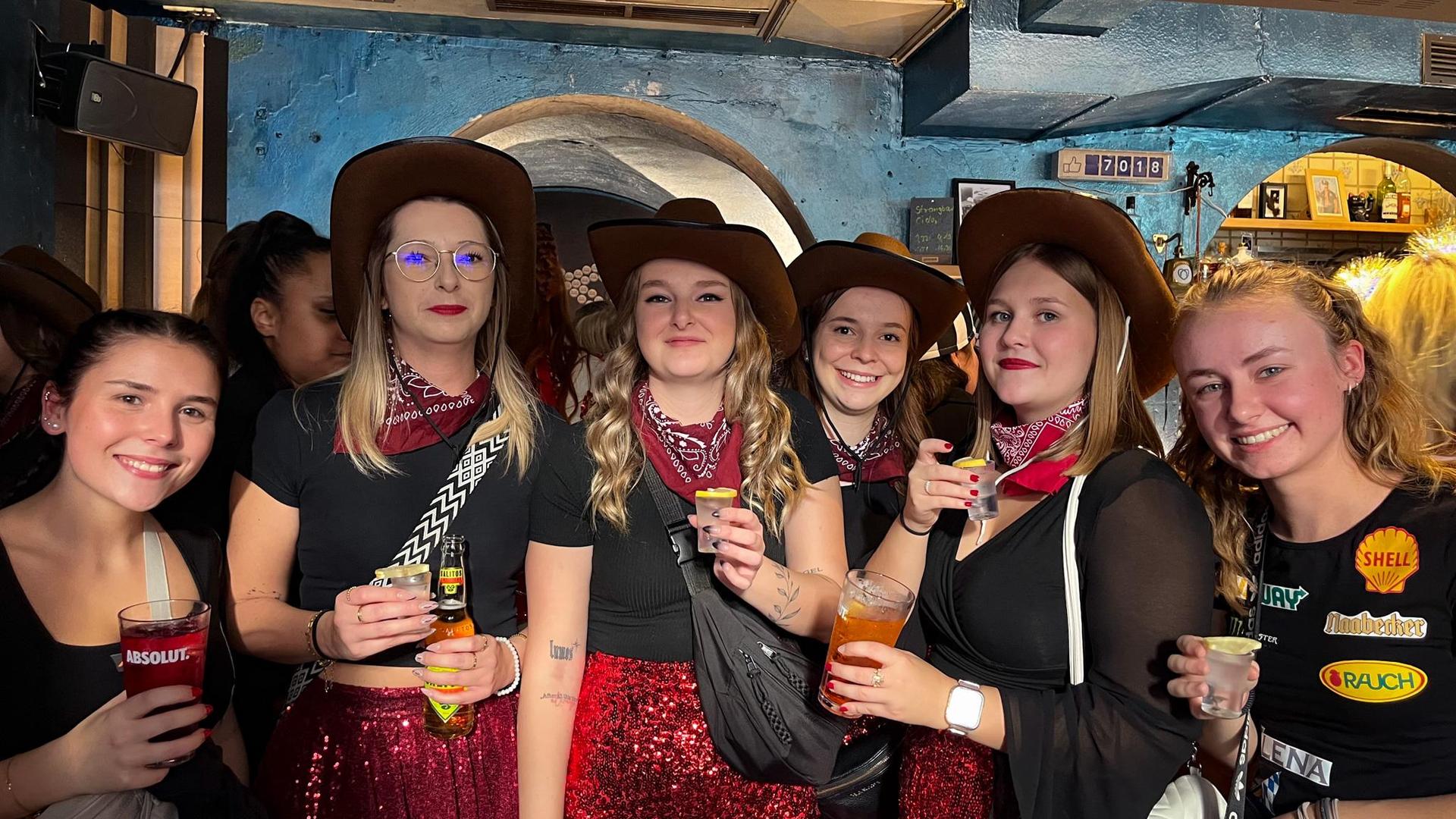 Das war am 11.11. im Blauen Haus los. (Bild: knz)