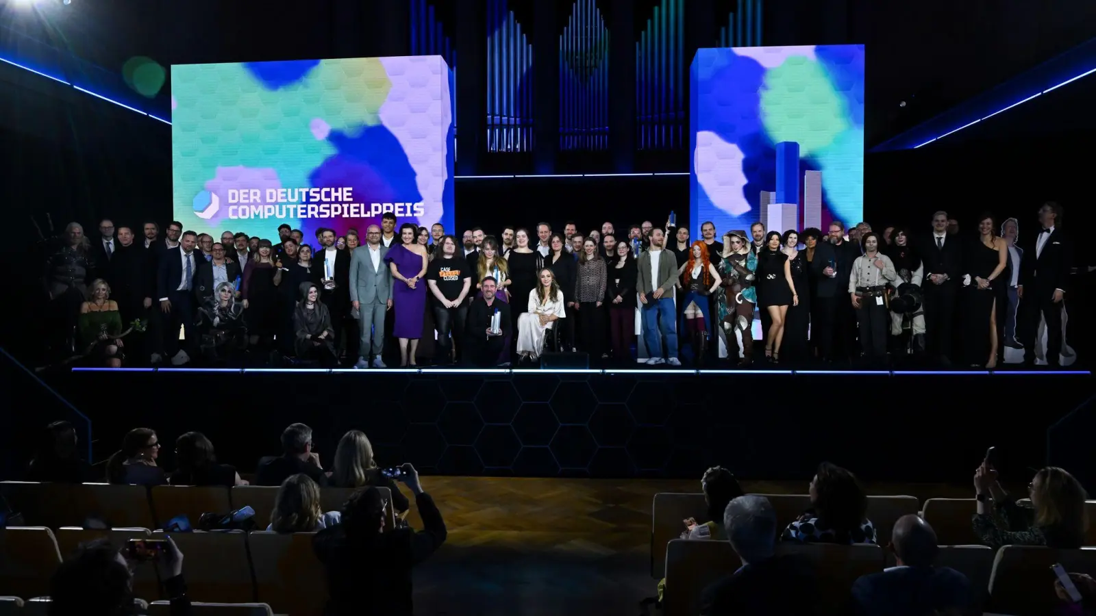 Der Deutsche Computerspielpreis wird in 15 Kategorien verliehen - das Preisgeld beträgt zusammen 800.000 Euro. (Bild: Sven Hoppe/dpa)