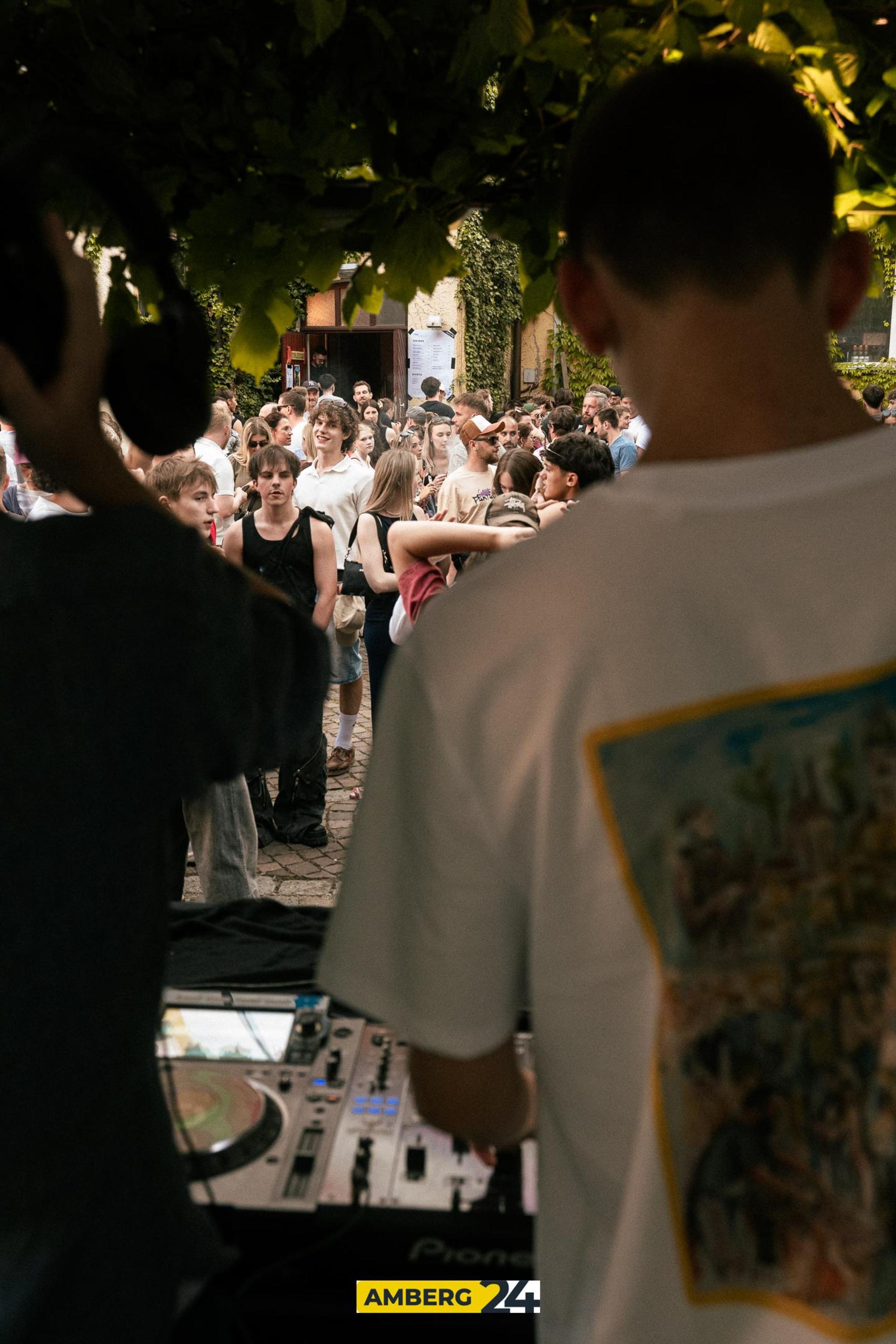 Das ging beim Amberger Altstadtfest im Casino Biergarten! (Bild: David Mueller)