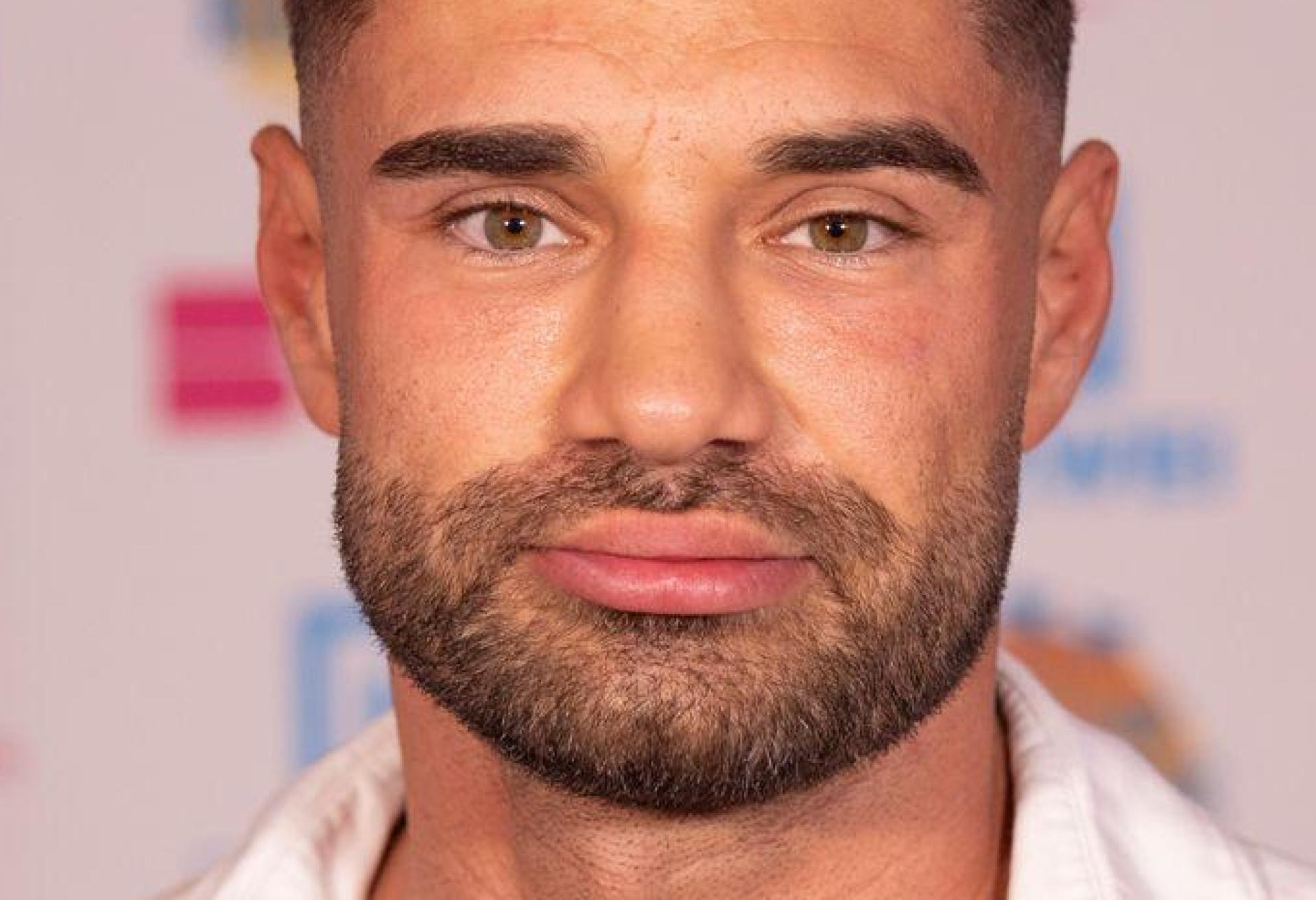 Aleks Petrović bespuckte im Fernsehen Frauen. (Archivbild) (Bild: Thomas Banneyer/dpa)