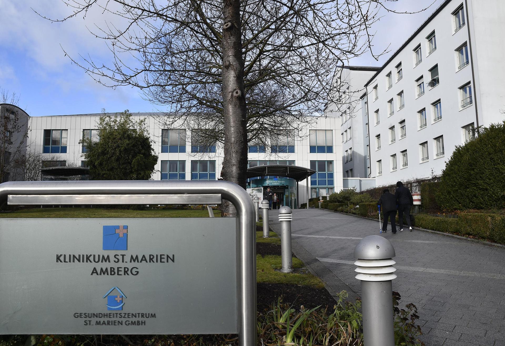 Rund um das Amberger Klinikum werden am Montag, 26. Januar, Straßen gesperrt sein.  (Archivbild: Petra Hartl)