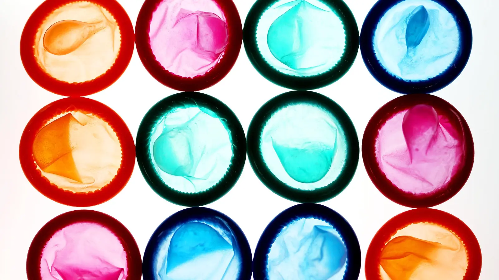 Kondome schützen beim Sex vor einer Infektion mit dem HI-Virus und vor anderen sexuell übertragbaren Infektionen. Und natürlich vor ungewollter Schwangerschaft. (Symbolbild: Oliver Berg)