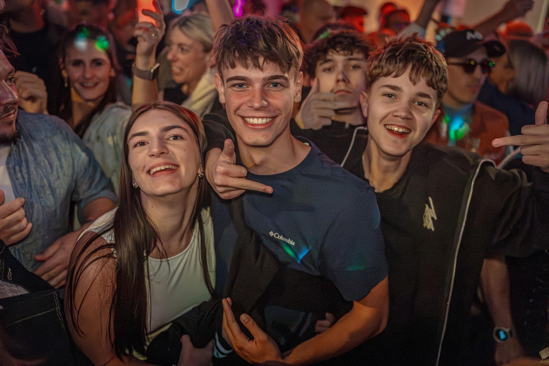 Amberg feiert Altstadtfest und macht die Nacht zum Tag. (Bild: Michael Golinski)