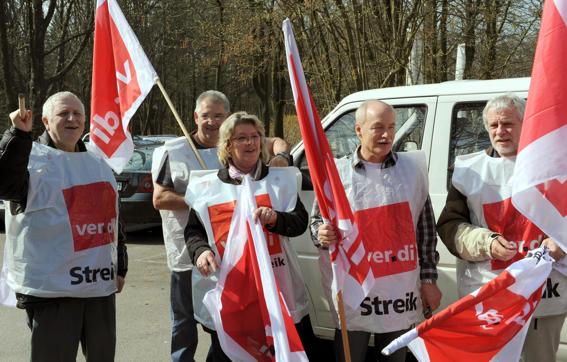 Nach gescheiterten Tarifverhandlungen ruft Verdi unter anderem die ortsansässigen Beschäftigten der U.S.Army in Grafenwöhr und Vilseck zu weiteren Streiks auf. (Archivbild: Norbert Försterling)