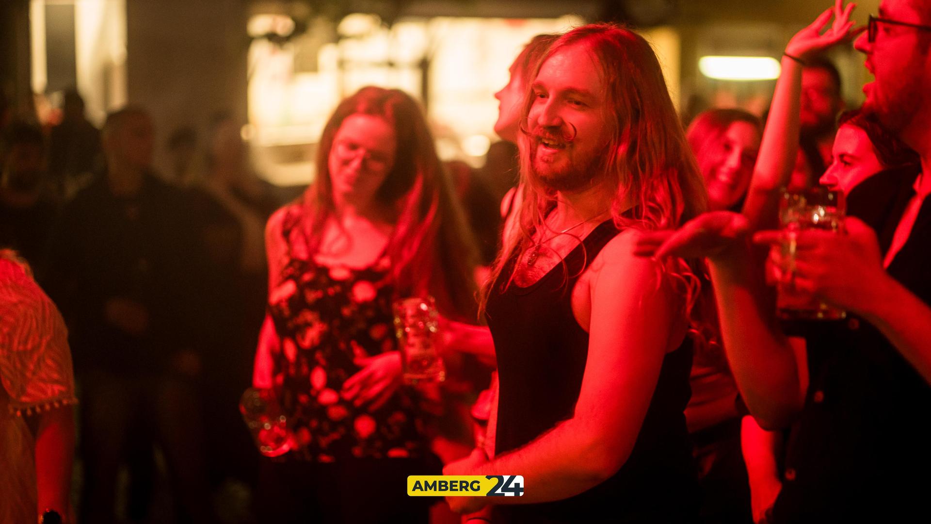 Das sind die Bilder vom Freitagabend vom 2025er-Altstadtfest in Sulzbach-Rosenberg. (Bild: Mario Donhauser)