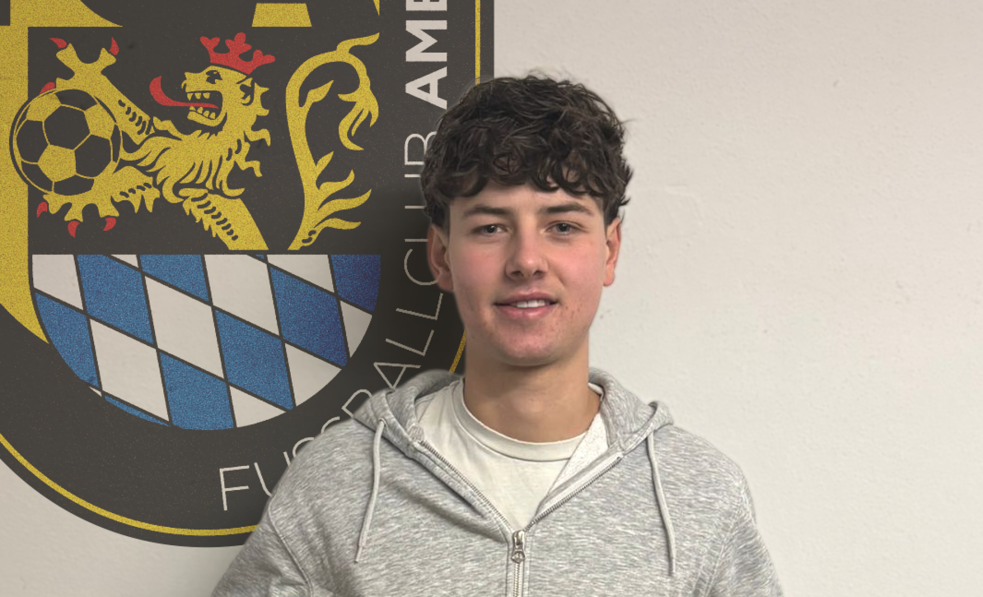 Jakob Pilhöfer wechselt vom FC Schlicht zur neuen Saison zum FC Amberg.  (Bild: FC Amberg)