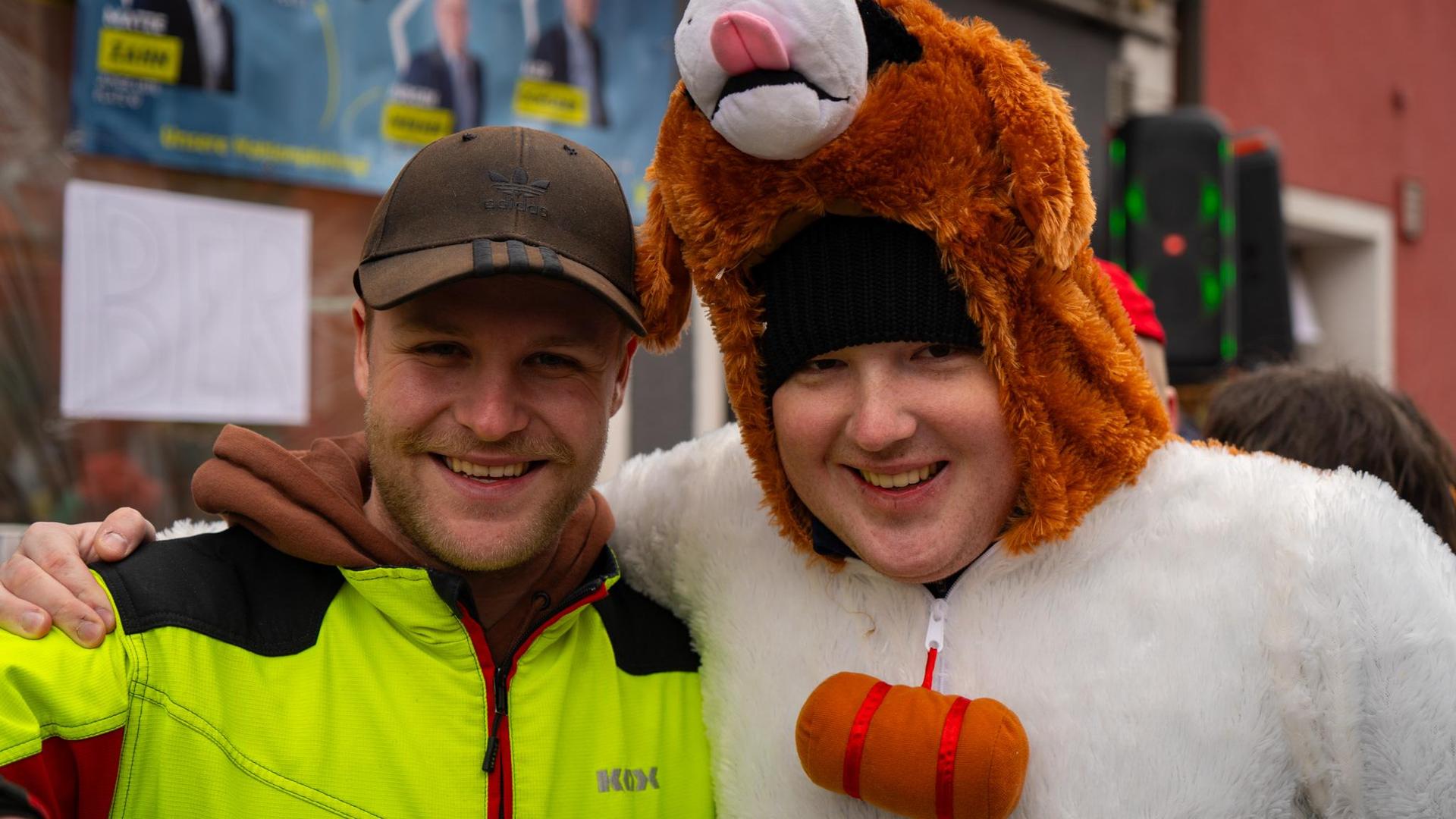 In Hahnbach ging es am Sonntag vor, während und vor allem nach dem Faschingszug richtig ab. (Bild: knz)