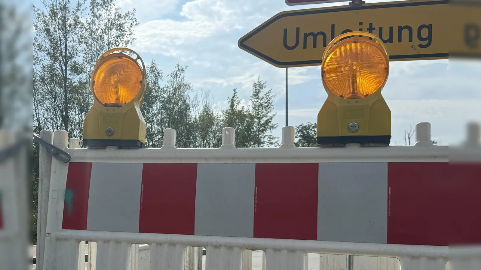 Die Raigeringer Straße in Amberg ist Ende Mai gesperrt. (Bild: Heike Unger)