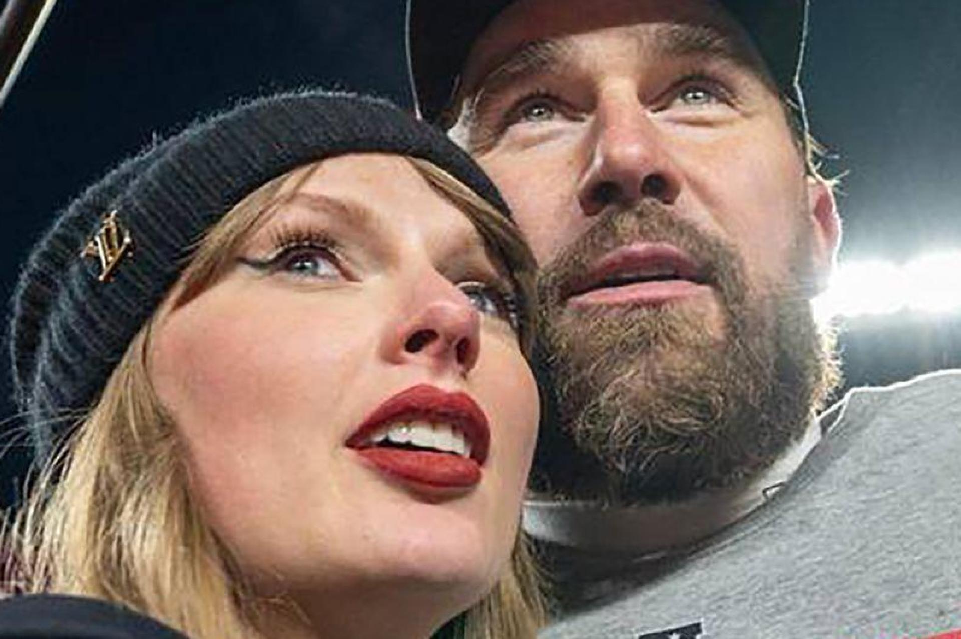 Footballstar Travis Kelce (35) und seine Freundin Taylor Swift (35) gibt es auf Instagram nun auch ein paar Mal privat. (Archivbild) (Bild: Emily Curiel/Ecuriel@kcstar.Com/TNS via ZUMA Press Wire/dpa)