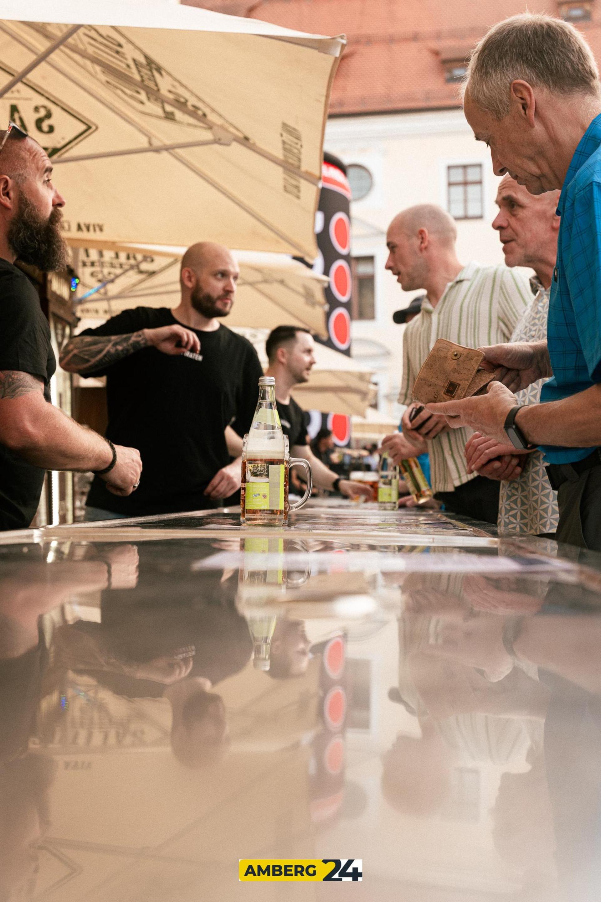 Partystimmung pur gab&#39;s auch auf dem Malteserplatz! (Bild: David Mueller)