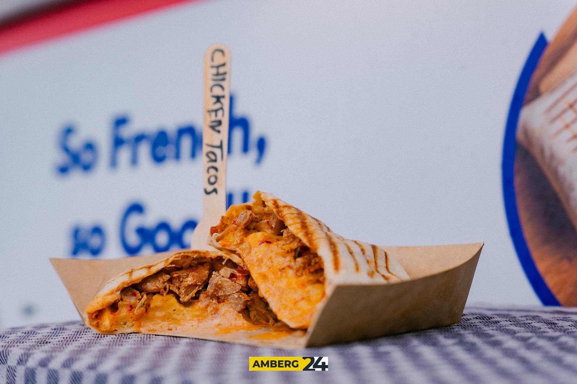 Auch am Samstag was viel los auf dem Foodtruck-Festival in Amberg. (Bild: David Mueller)