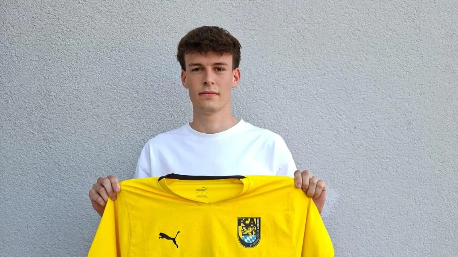 Valentin Graml läuft künftig für den FC Amberg auf.  (Bild: exb)